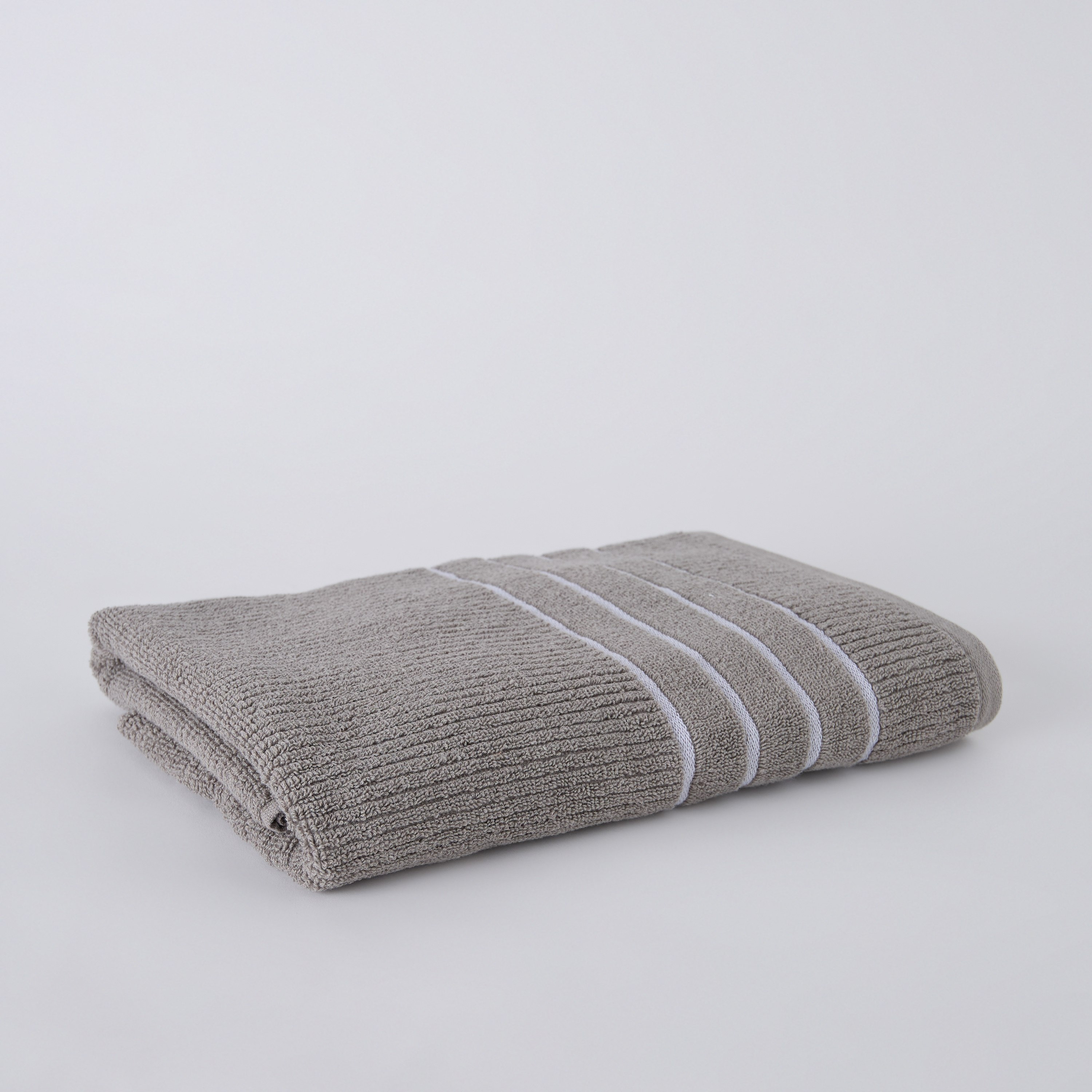 منشفة استحمام قطن مضلعة من ماتيو - 136x68 سم-hbxbathroom-bathroomtextiles-image-5