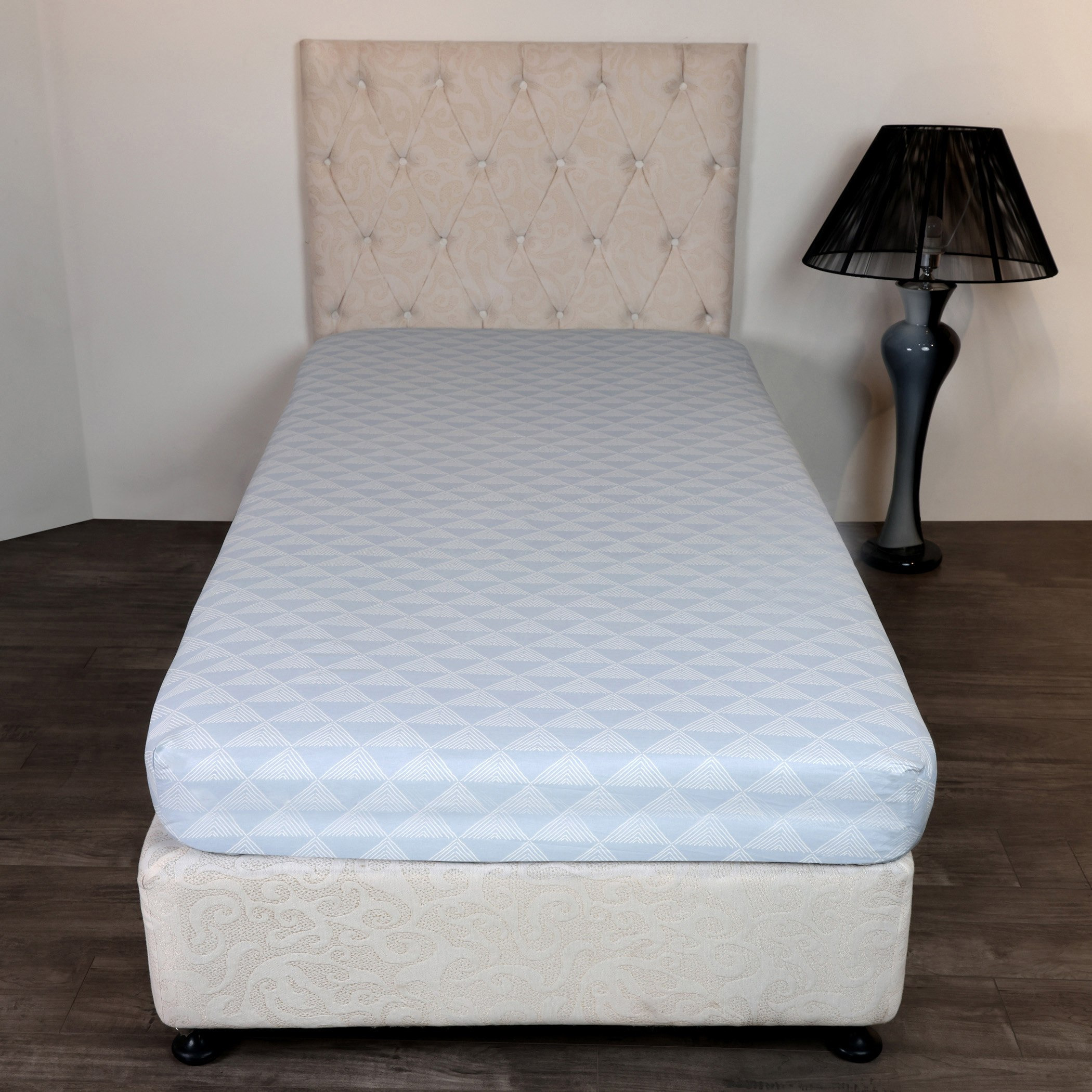شرشف مطاطي فردي قطن بطبعات بكسل من مالطا - 90x200+33 سم-hbxhomeware-hbxkidsandyouth-image-2