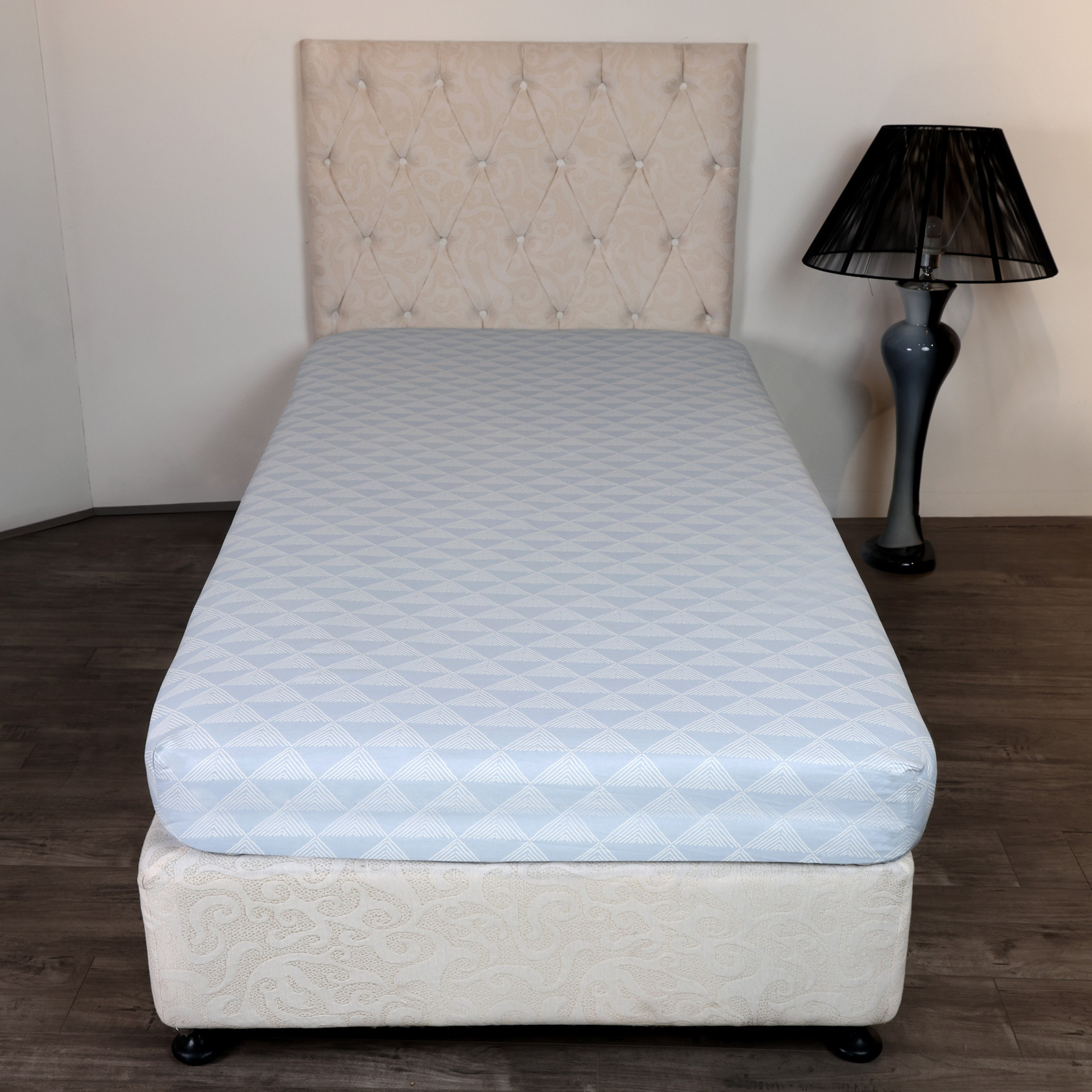 شرشف مطاطي توين قطن بطبعات بكسل من مالطا - 120x200+33 سم-hbxhomeware-hbxkidsandyouth-image-2