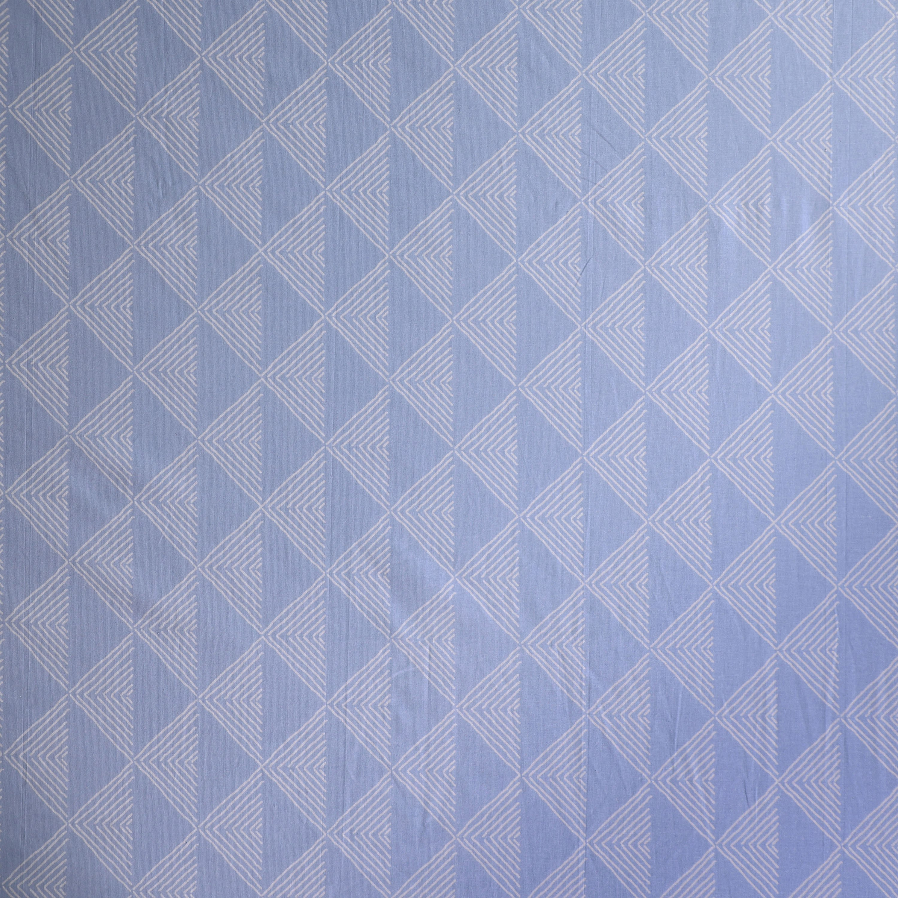 شرشف مطاطي كينج قطن بطبعات بكسل من مالطا - 180x200+33 سم-hbxhomeware-hbxbedroom-image-4