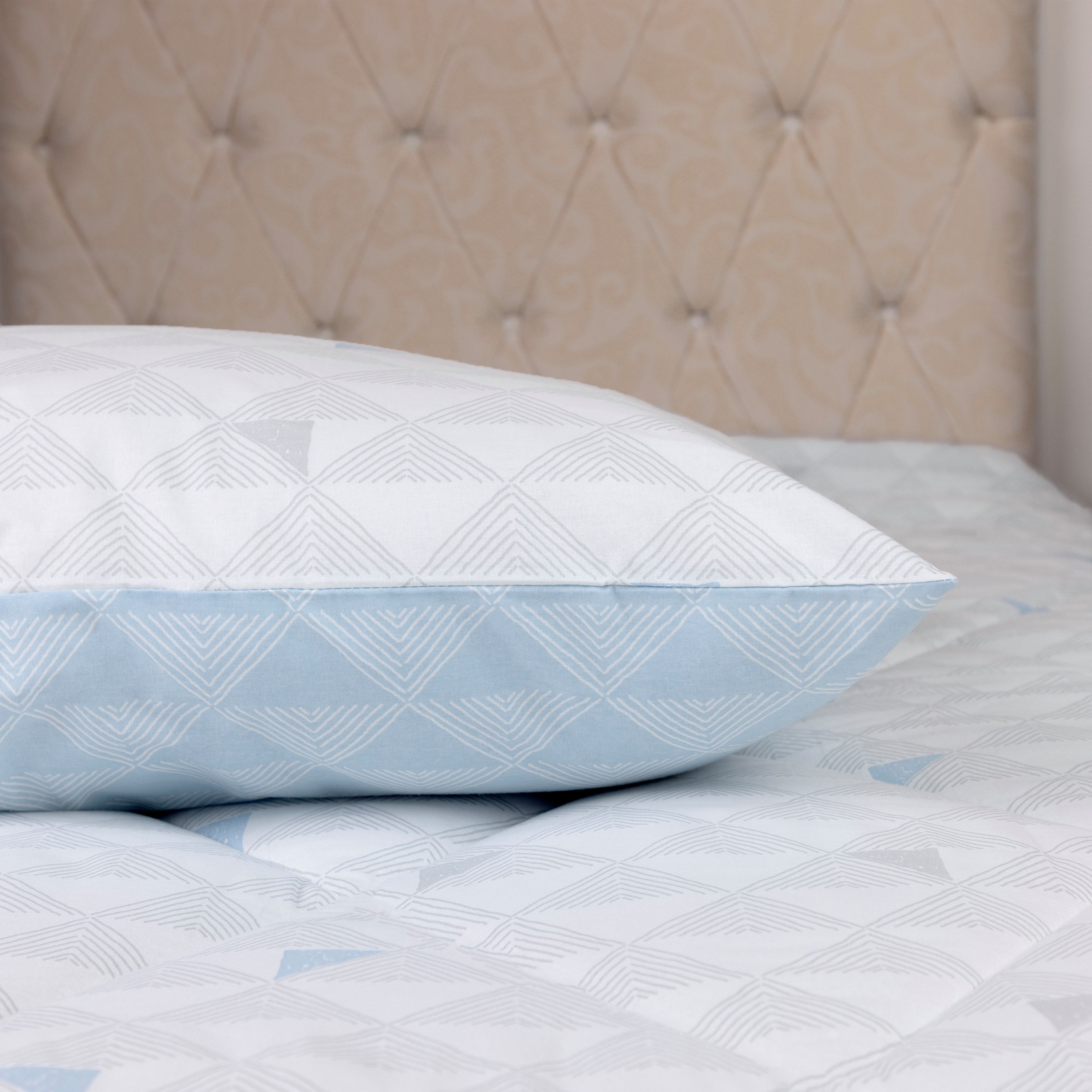 طقم لحاف توين قطن قطعتين بطبعات بيكسل من مالطا - 160x220 سم-hbxhomeware-hbxbedroom-image-6