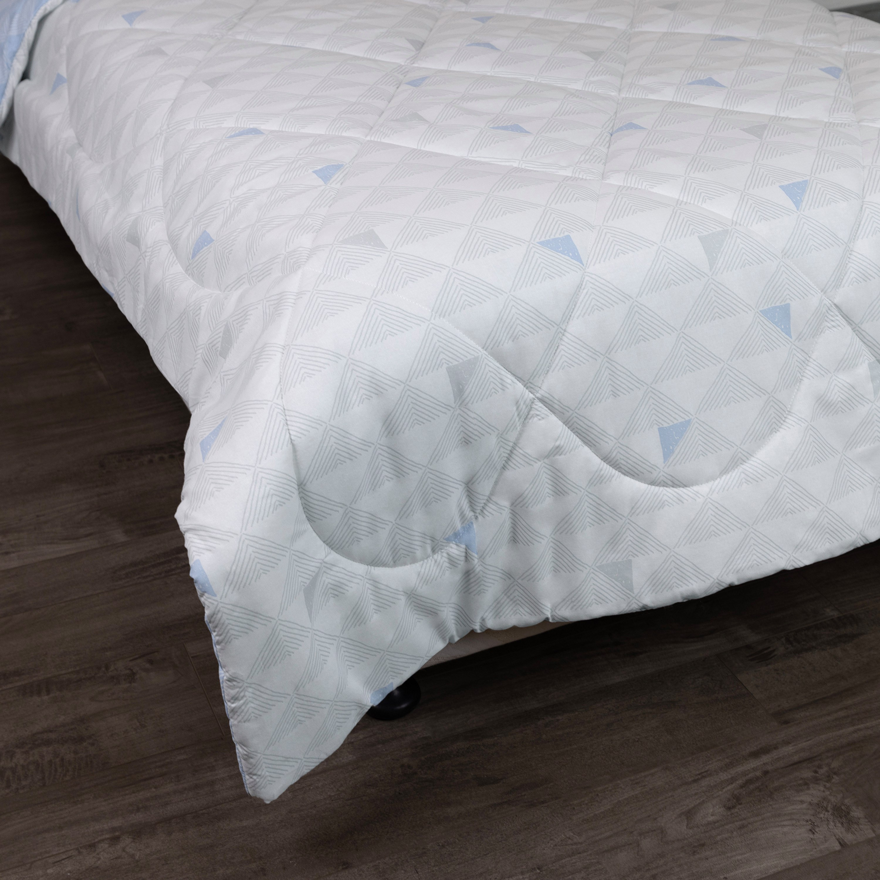 طقم غطاء لحاف سوبر كينج قطن 3 قطع بطبعات بيكسل من مالطا - 240x240 سم-hbxhomeware-hbxbedroom-image-4