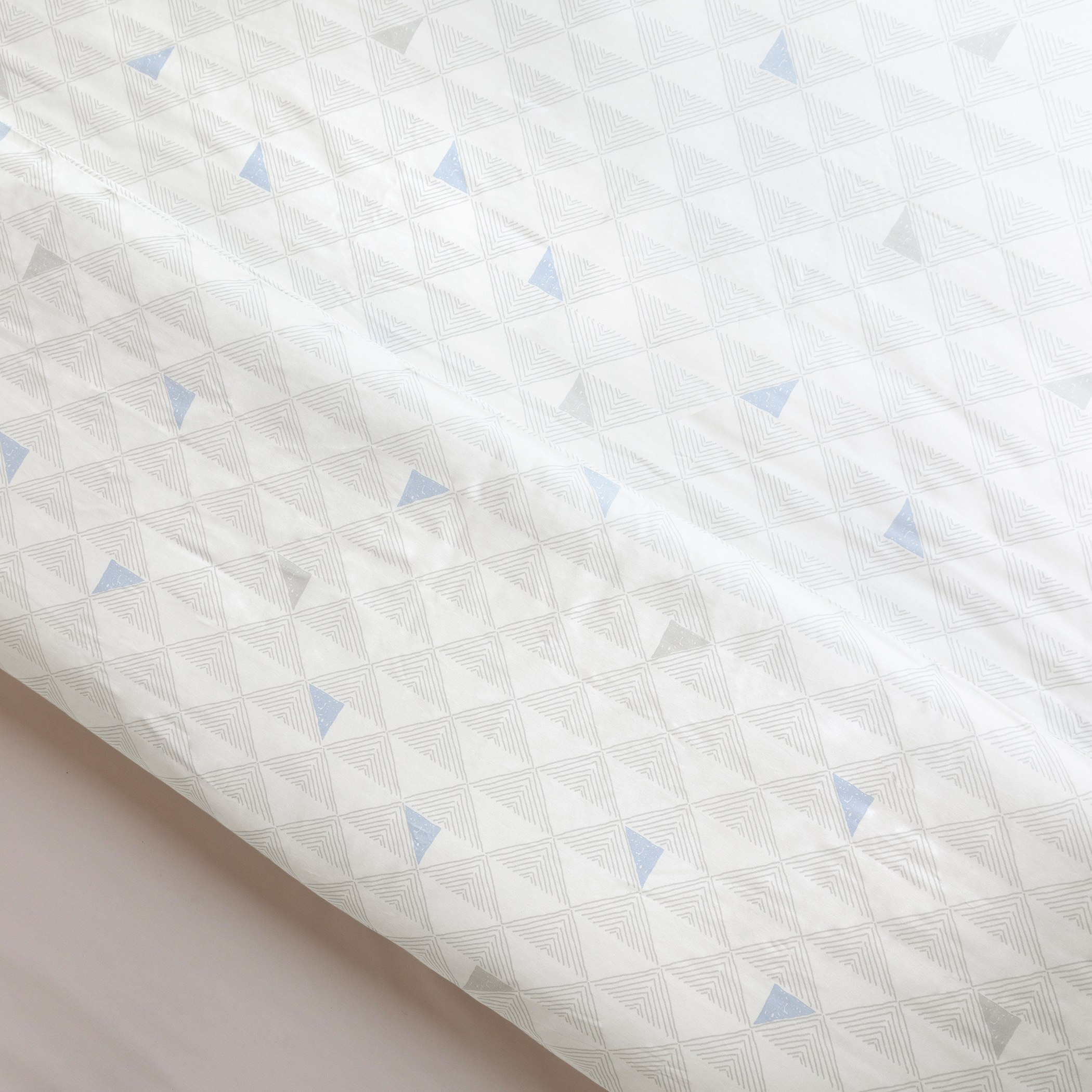 مجموعة غطاء لحاف سوبر كينج 3 قطع قطن بطبعات بيكسيل من مالطا - 240x220 سم-hbxhomeware-hbxbedroom-image-4