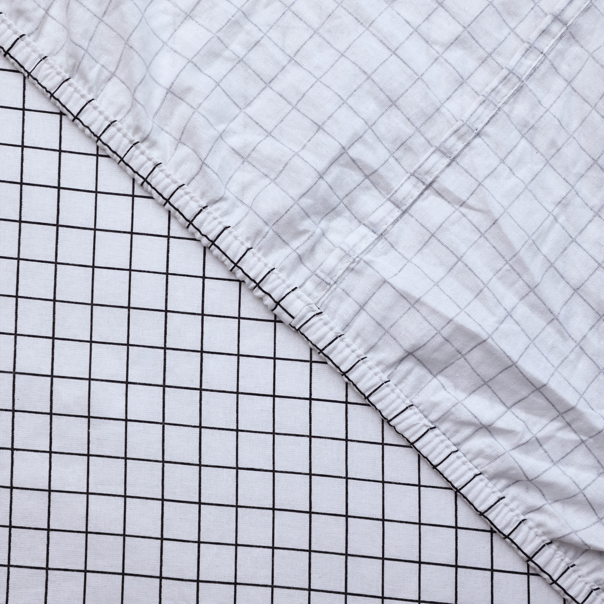 شرشف مطاطي فردي قطن بطبعات مخططة من مالطا - 90x200+33 سم-hbxhomeware-hbxkidsandyouth-image-4