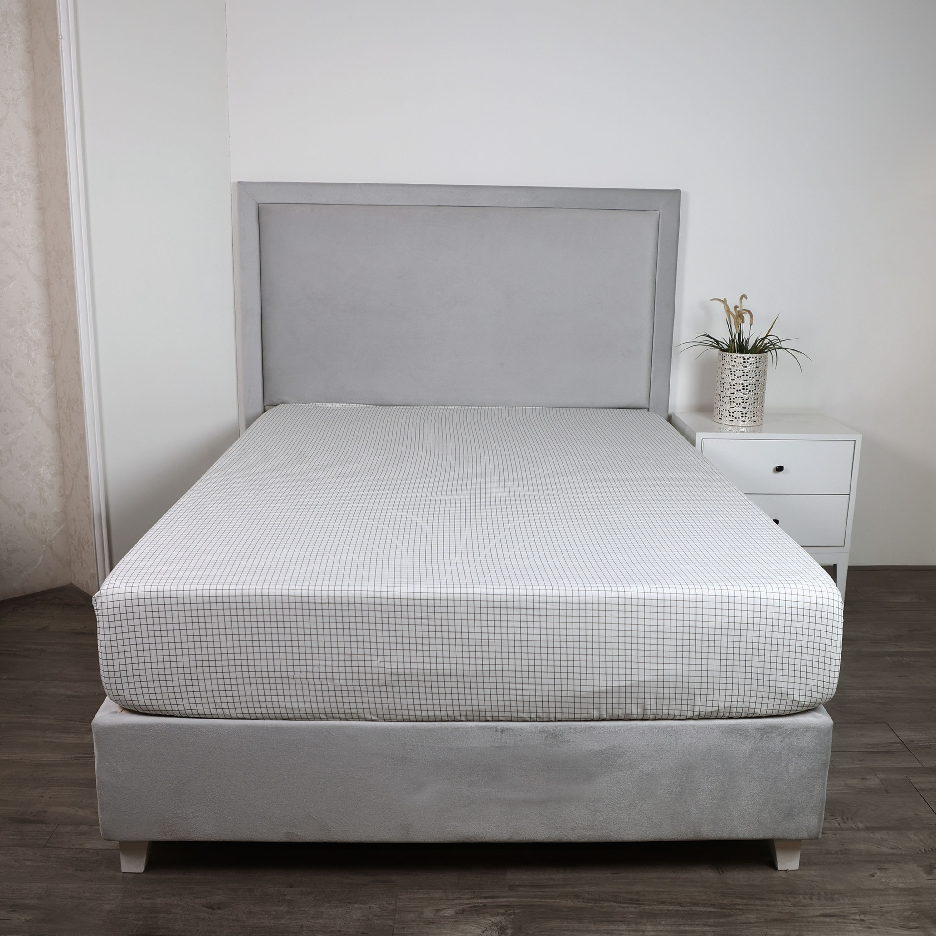 شرشف مطاطي كوين قطن بطبعات مقلمة من مالطا - 150x200+33 سم-hbxhomeware-hbxbedroom-image-3