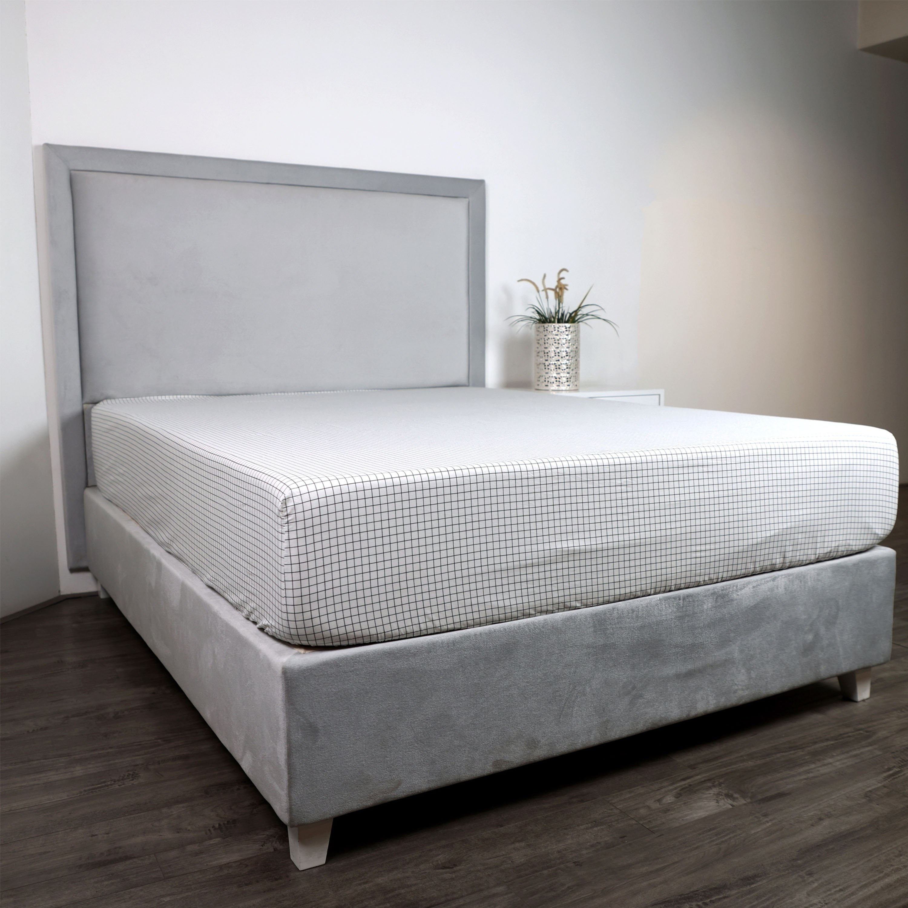 شرشف مطاطي كوين قطن بطبعات مقلمة من مالطا - 150x200+33 سم-hbxhomeware-hbxbedroom-image-2