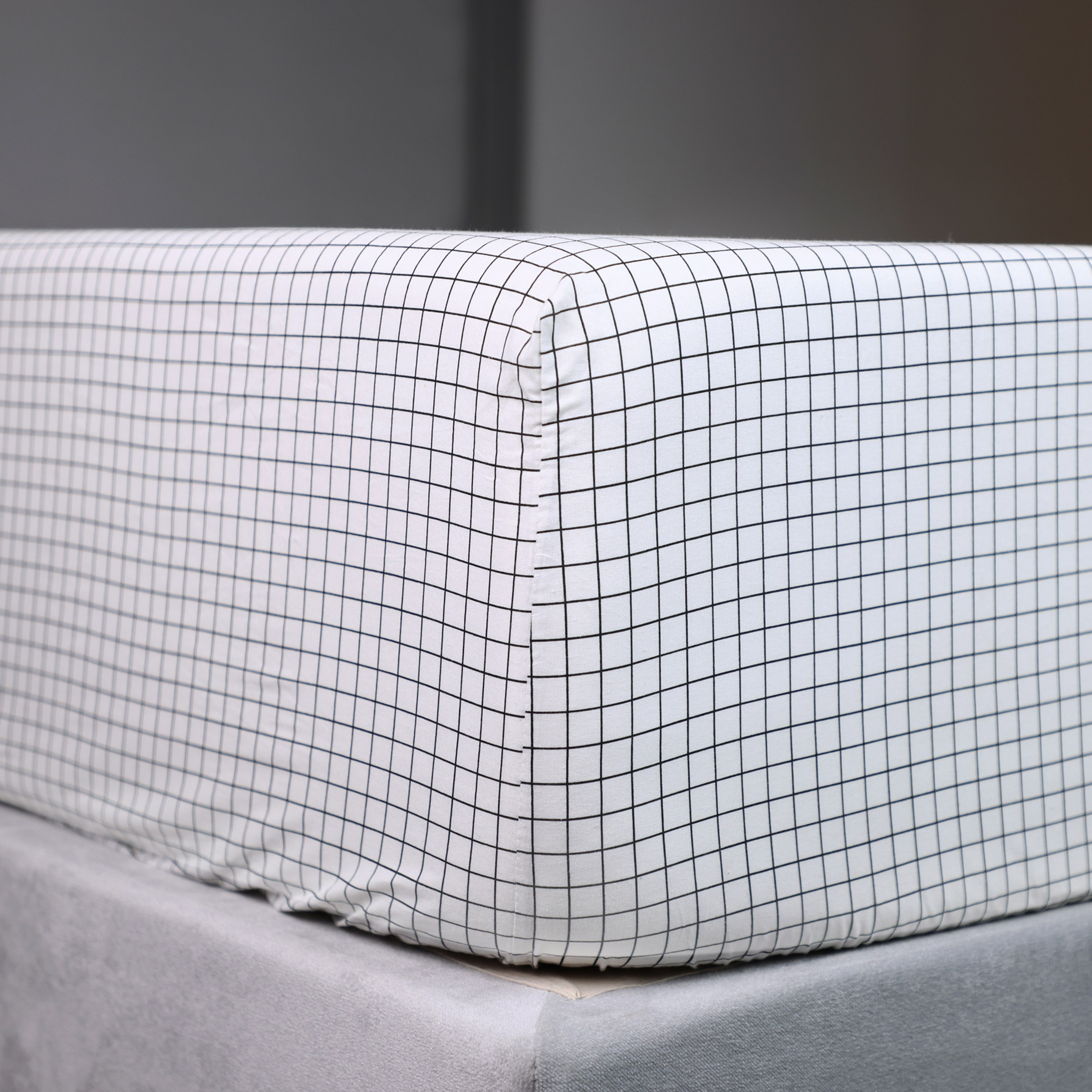 شرشف مطاطي كوين قطن بطبعات مقلمة من مالطا - 150x200+33 سم-hbxhomeware-hbxbedroom-image-4