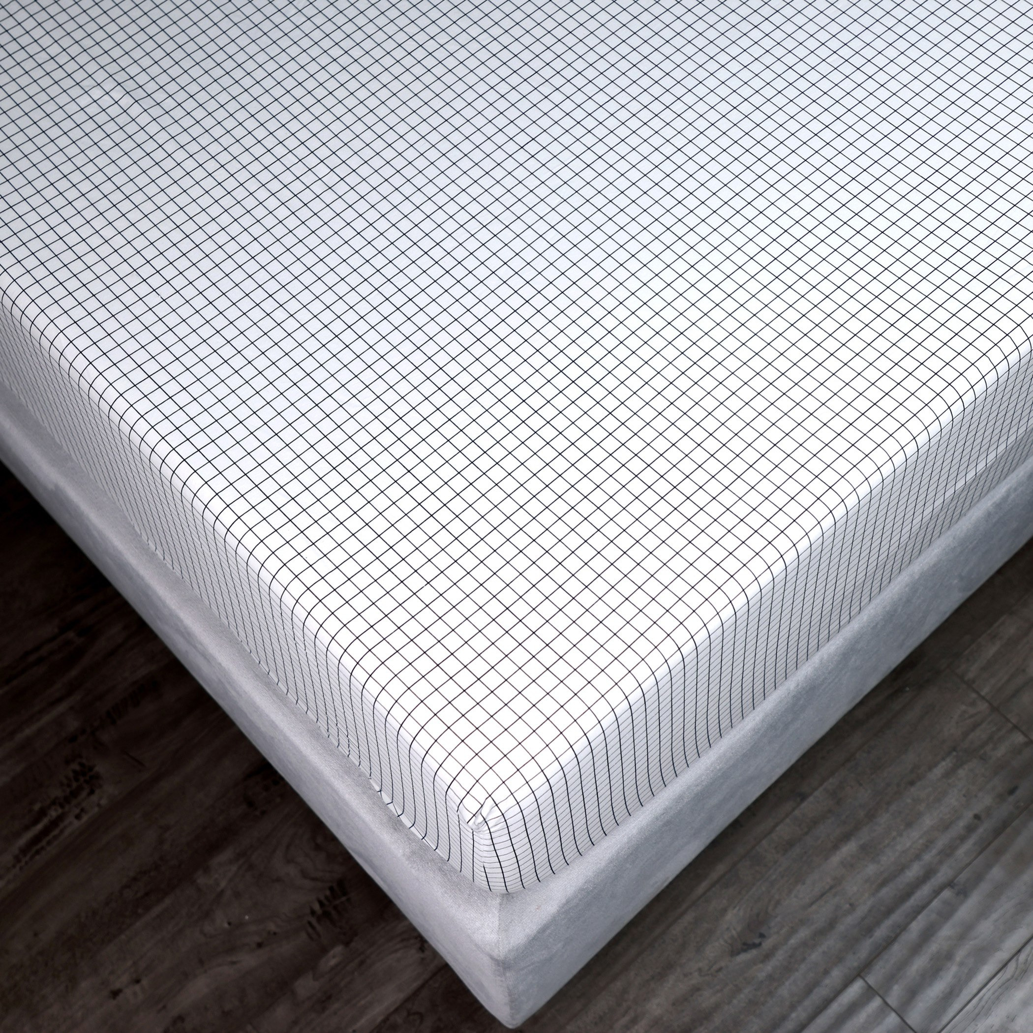 Malta Striped Printed Cotton King Fitted Sheet - 180x200+33 cm-hbxhomeware-hbxbedroom-image-1