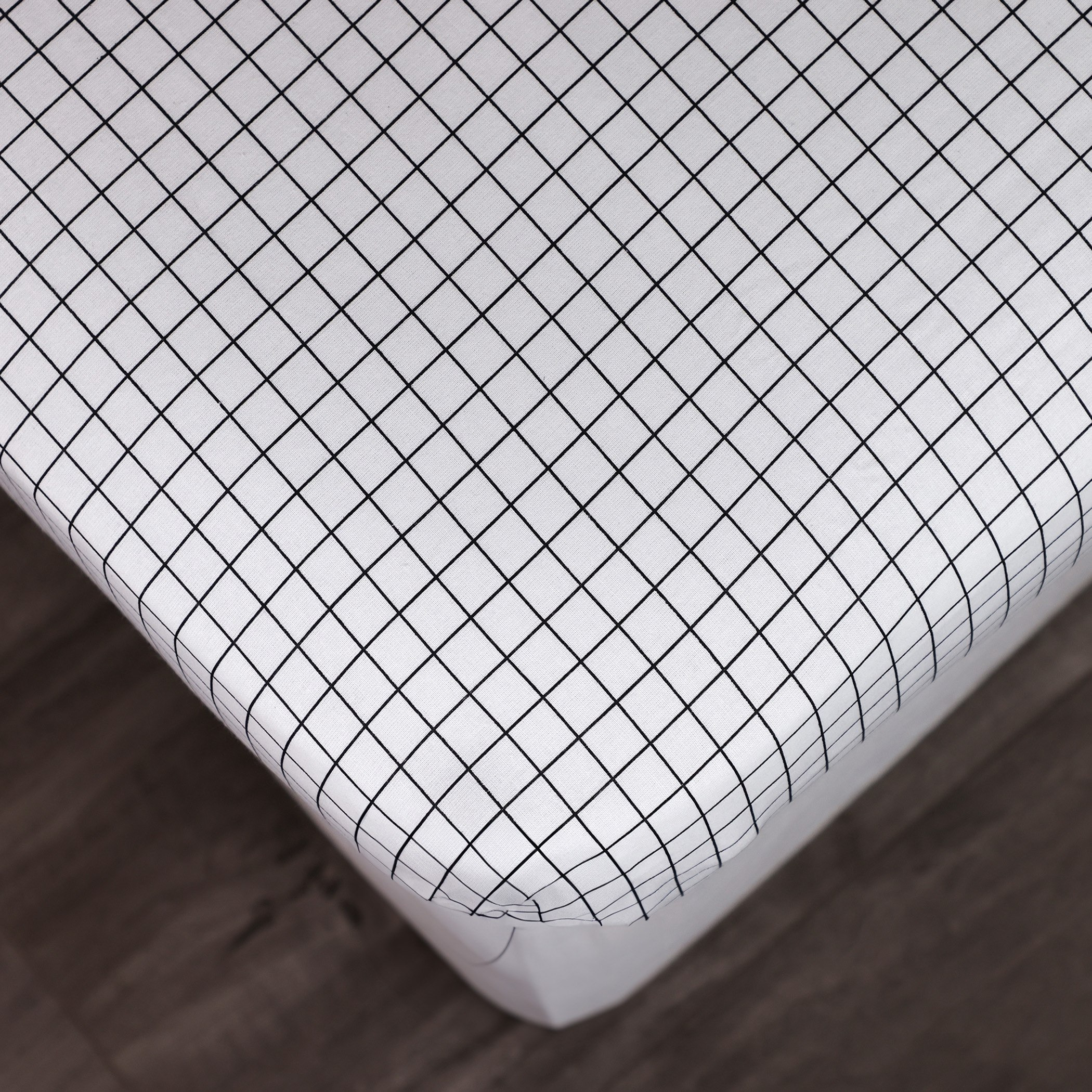 Malta Stripe Printed Cotton Twin Flat Sheet - 170x260 cm-hbxhomeware-hbxkidsandyouth-image-1