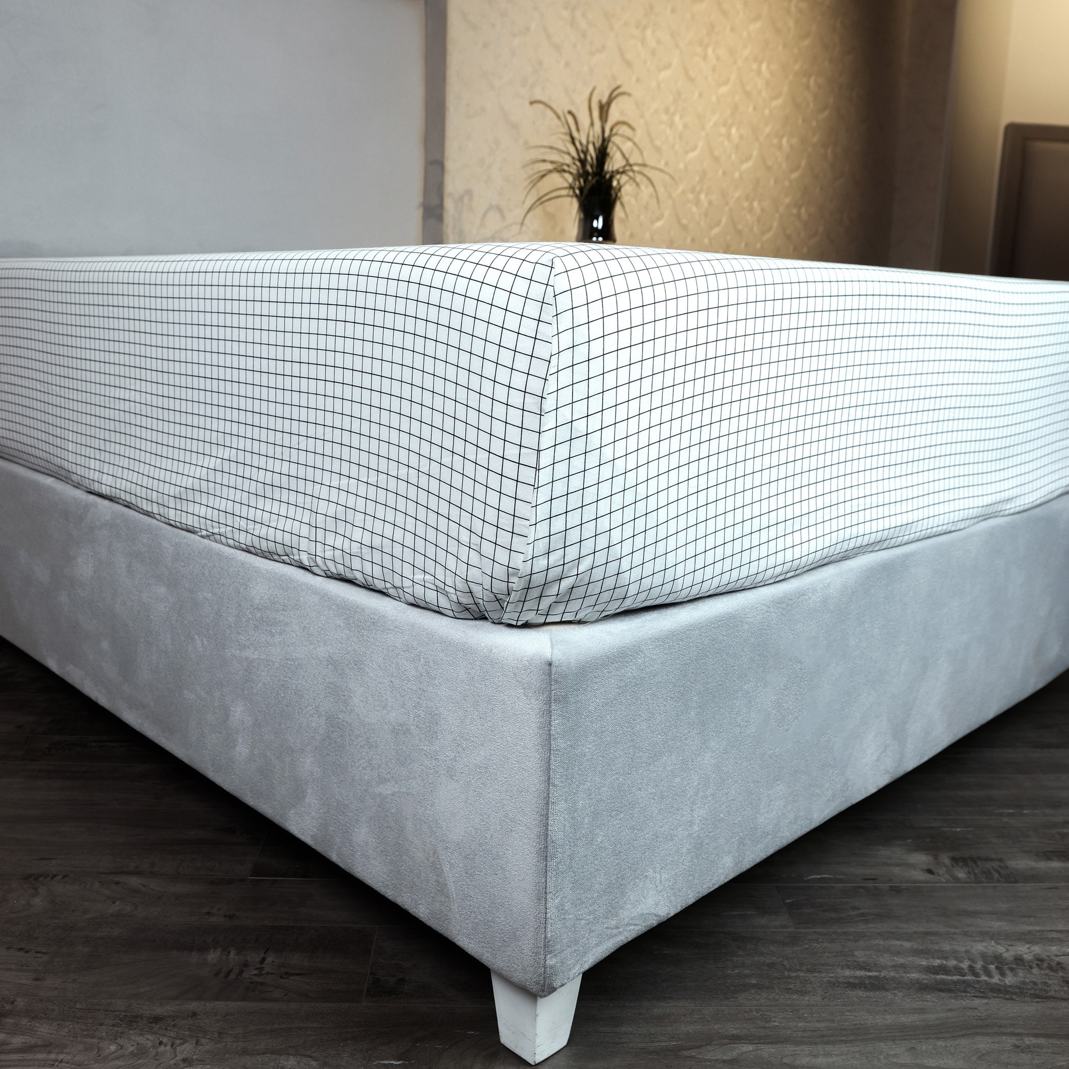 شرشف مسطح كينج قطن بطبعات مخطّطة من مالطا - 240×260 سم-hbxhomeware-hbxbedroom-image-4