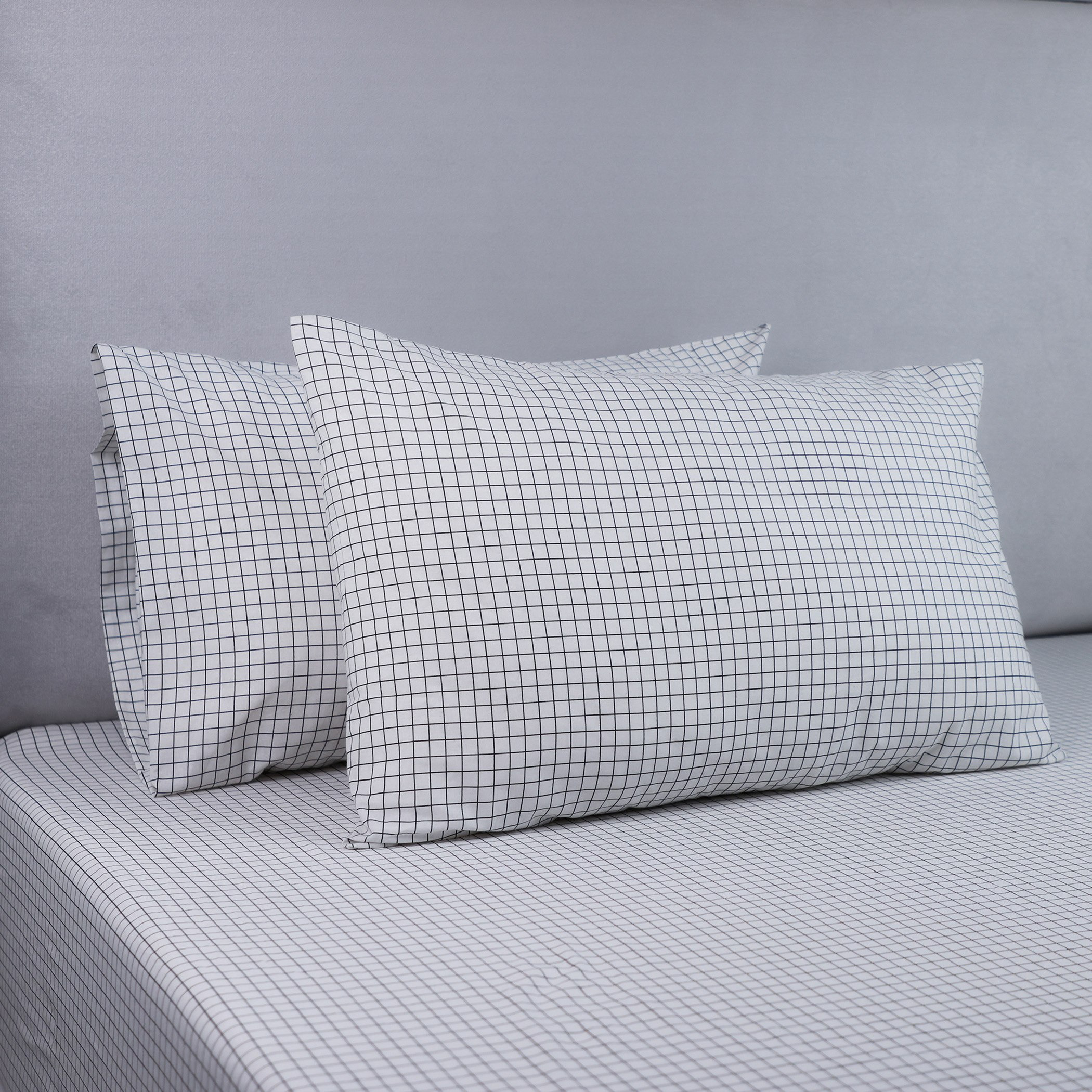طقم غطاء وسادة قطن بطبعات مخططة قطعتين من مالطا - 50x75 سم-hbxhomeware-hbxbedroom-image-1