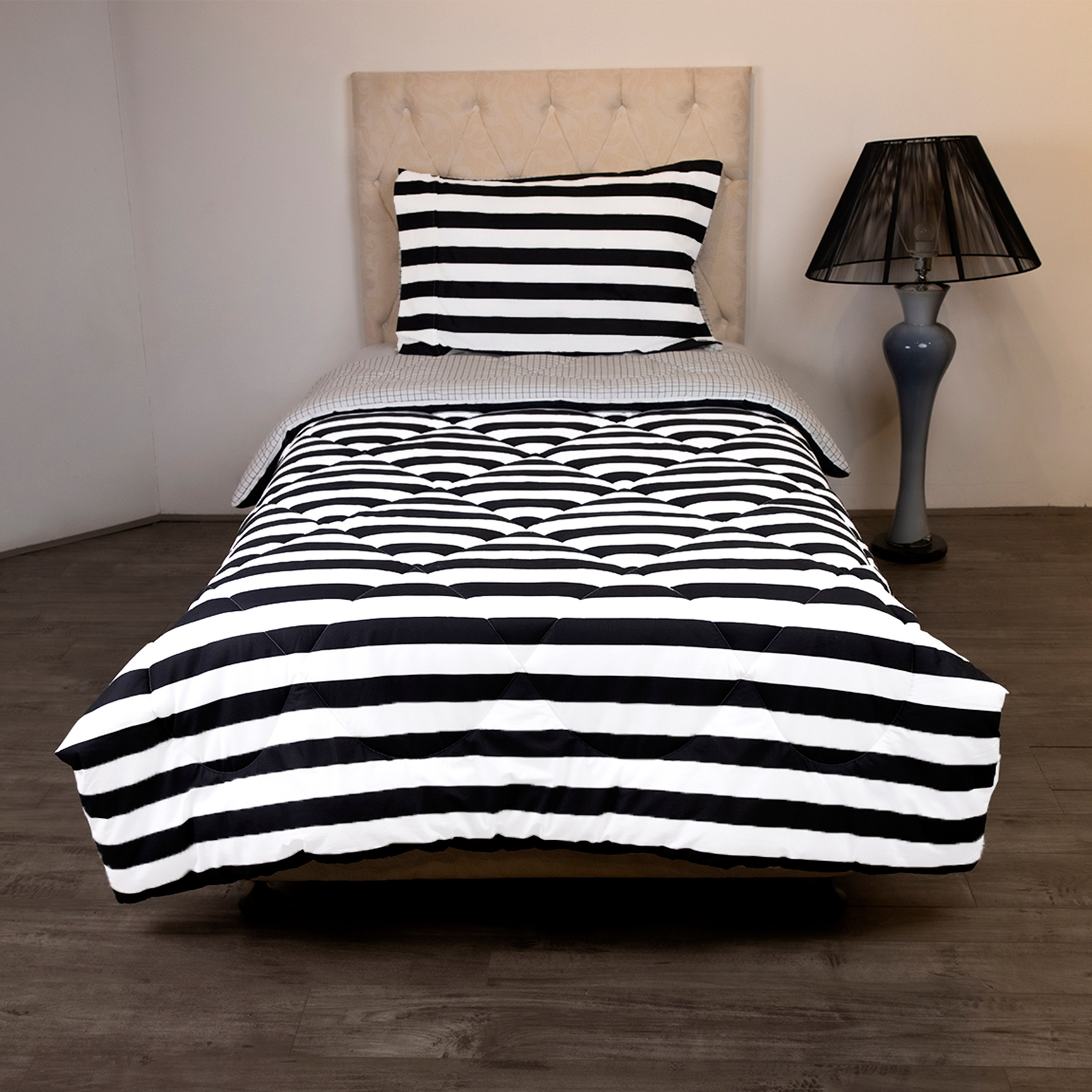 طقم لحاف توين قطن قطعتين بطبعات مقلمة من مالطا - 160x220 سم-hbxhomeware-hbxbedroom-image-2