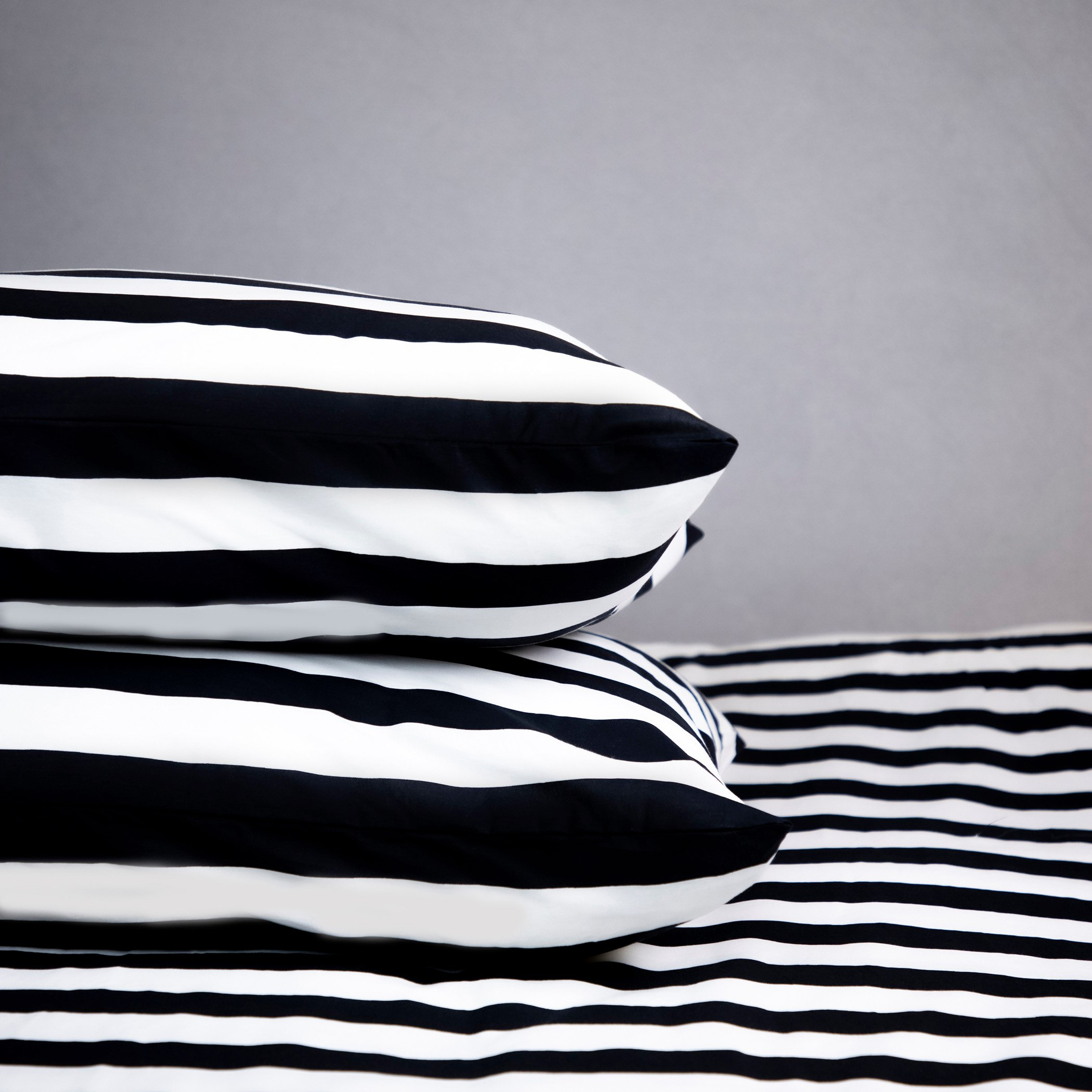 Malta 3-Piece Striped Printed Cotton Super King Duvet Cover Set - 240x220 cm-hbxhomeware-hbxbedroom-image-5