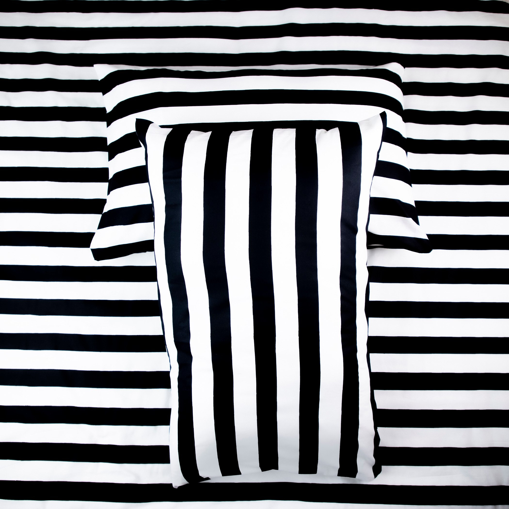Malta 3-Piece Striped Printed Cotton Super King Duvet Cover Set - 240x220 cm-hbxhomeware-hbxbedroom-image-6