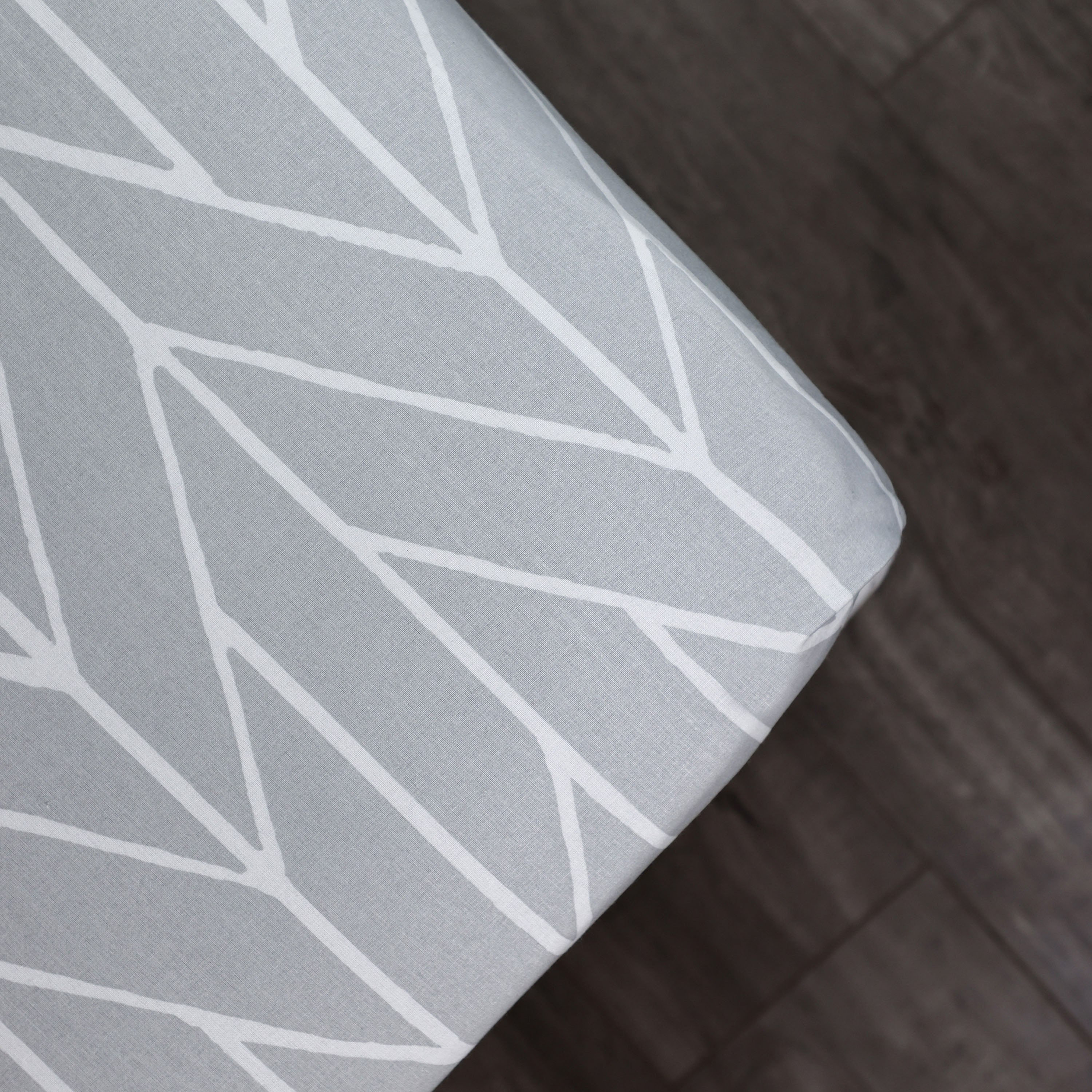 شرشف مسطح توين قطن بطبعات سينترم من مالطا - 170x260 سم-hbxhomeware-hbxkidsandyouth-image-4