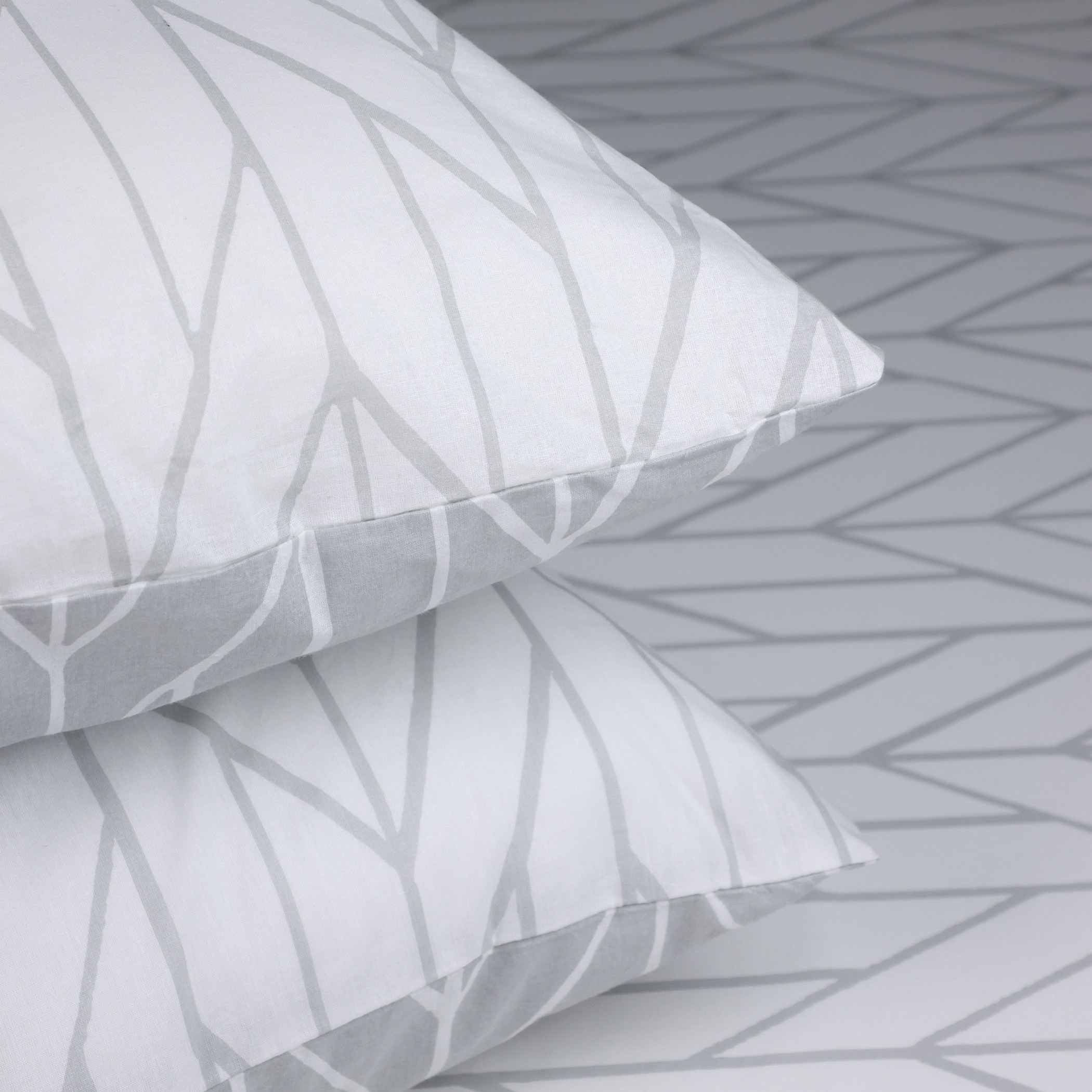 Malta-Centrum 2-Piece Printed Cotton Pillow Cover Set - 50x75 cm-hbxhomeware-hbxbedroom-image-4