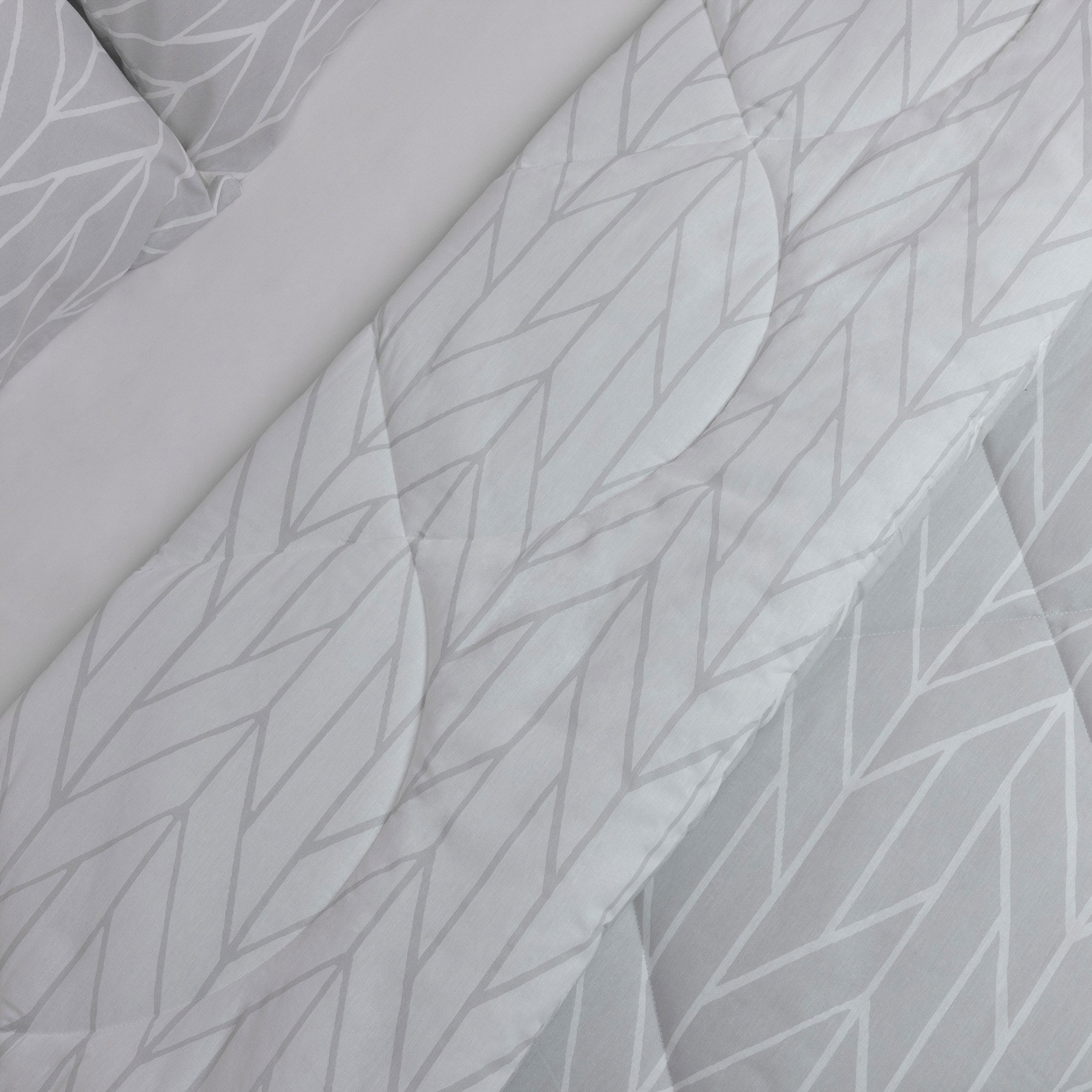 طقم لحاف كينج قطن بطبعات 3 قطع سينتروم من مالطا - 220x240 سم-hbxhomeware-hbxbedroom-image-4