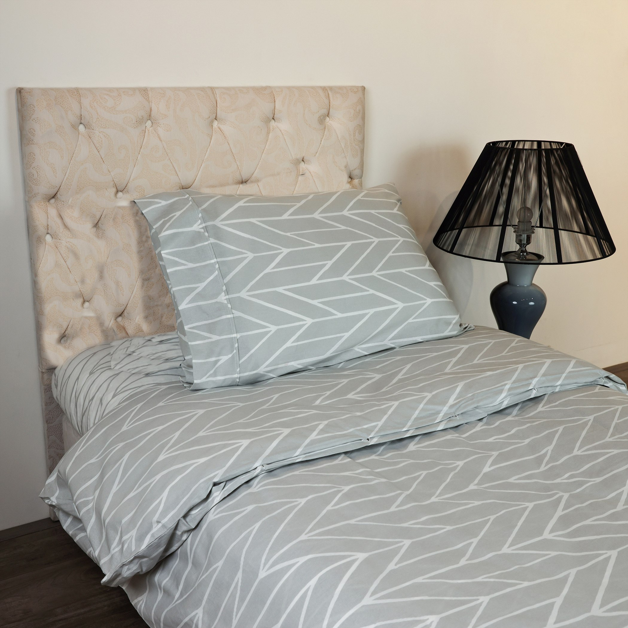 طقم غطاء لحاف فردي قطن قطعتين بطبعات سينترم من مالطا - 135x200 سم-hbxhomeware-hbxbedroom-image-3