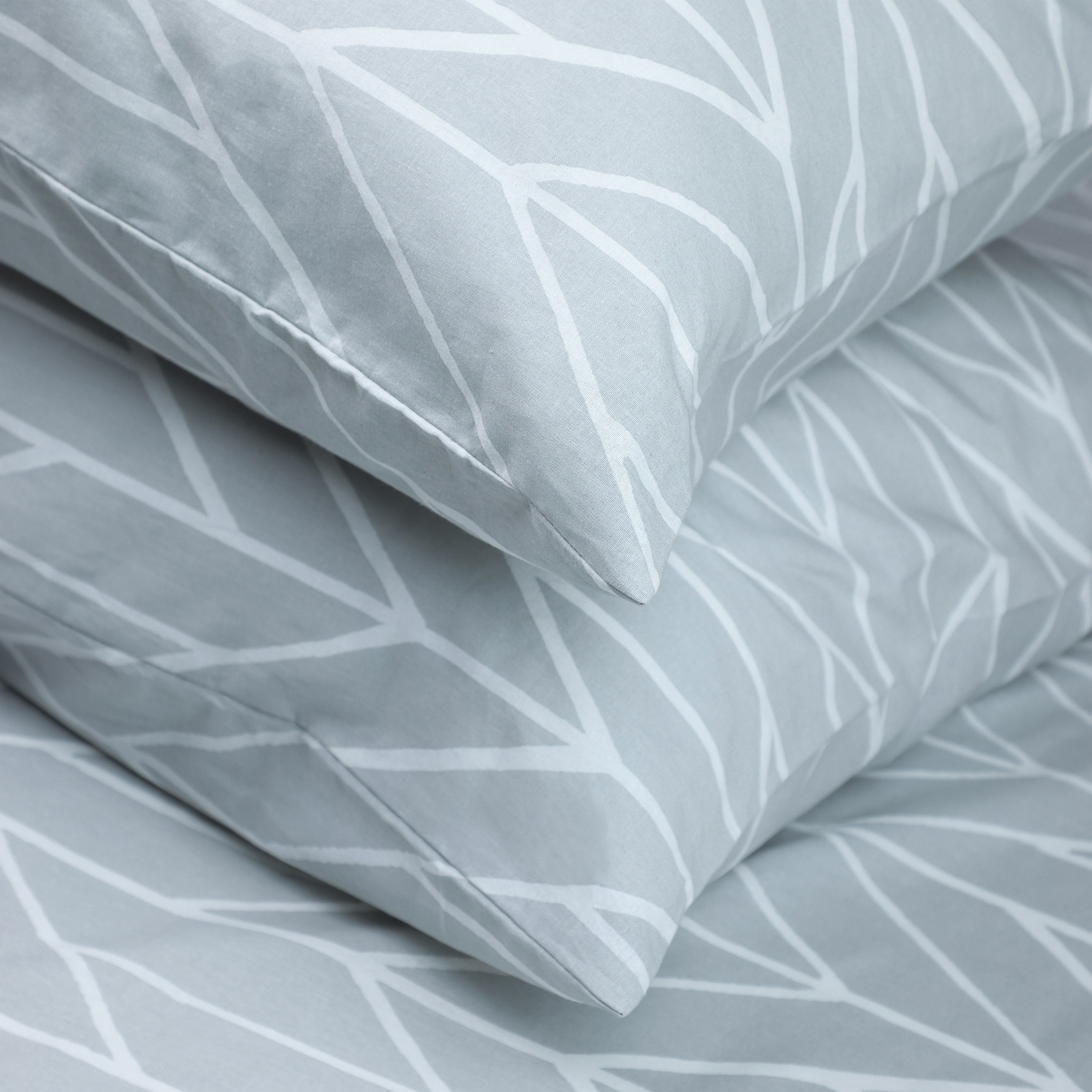 طقم غطاء لحاف سوبر كينج 3 قطع قطن بطبعات من مالطا - 240x220 سم-hbxhomeware-hbxbedroom-image-6
