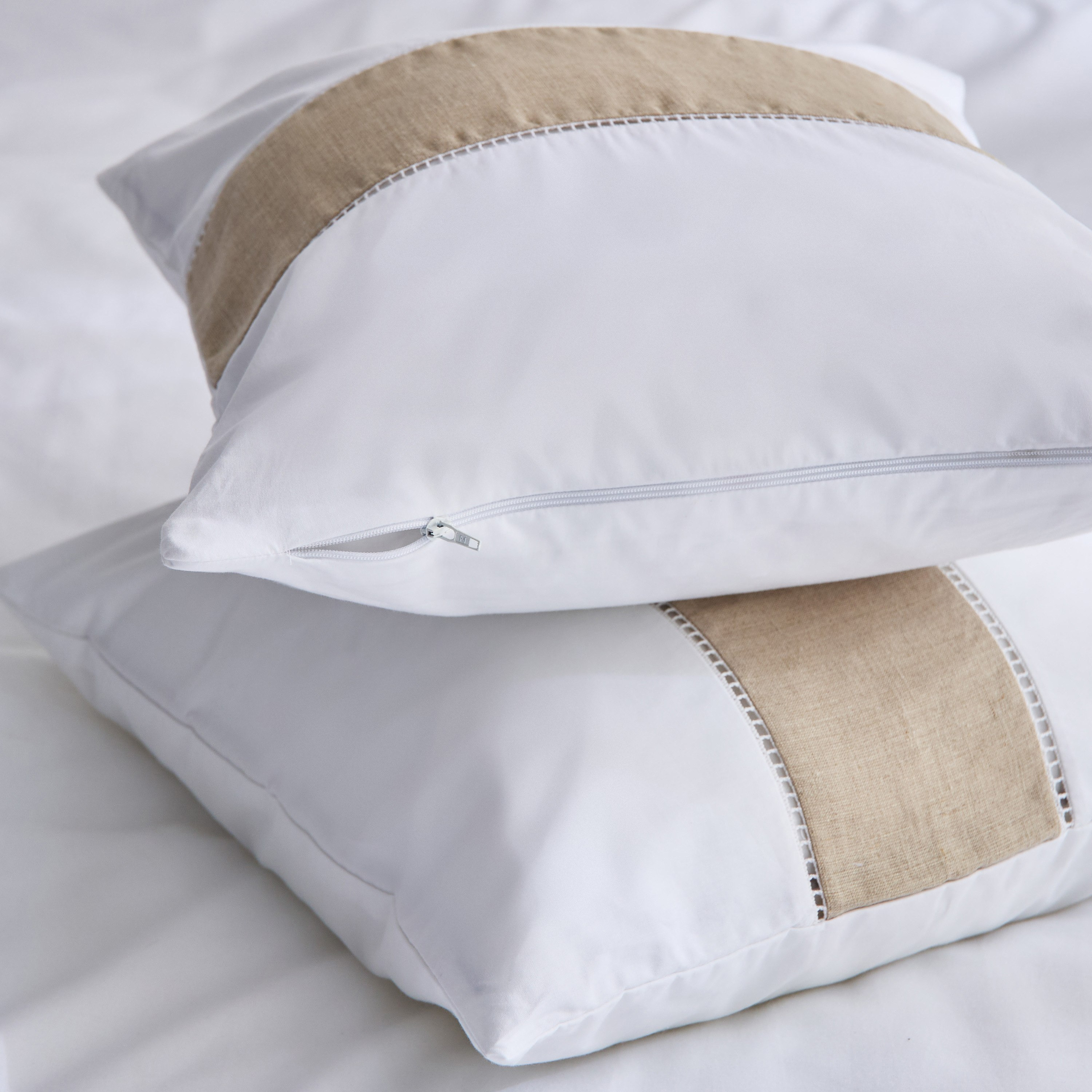 مجموعة لحاف كينج 5 قطع بحواف كتان عريضة من وايت هيفن - 220x240 سم-hbxhomeware-hbxbedroom-image-7