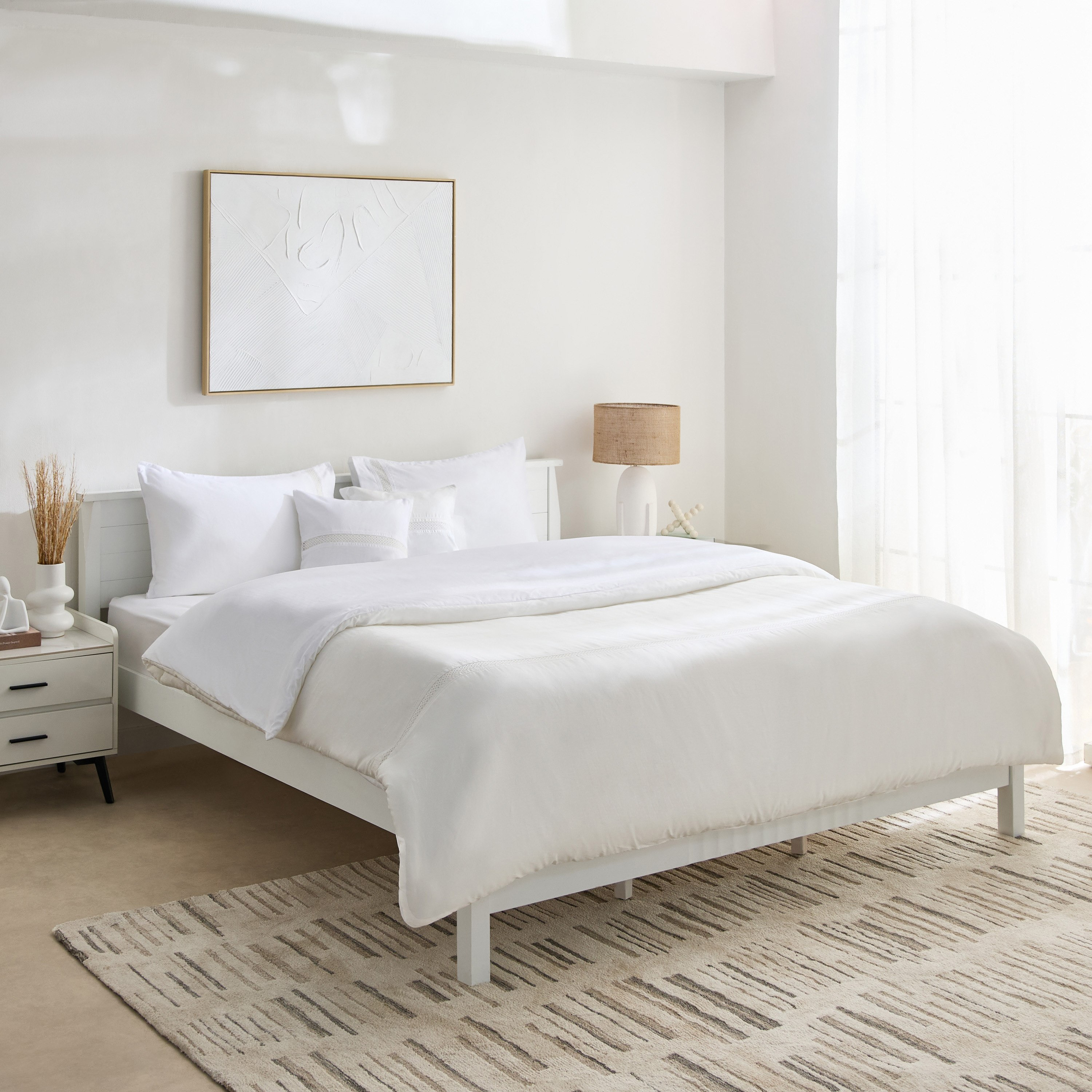 طقم لحاف كينج 5 قطع بحواف دانتيل عريضة من وايت هيفن - 220x240 سم-hbxhomeware-hbxbedroom-image-2