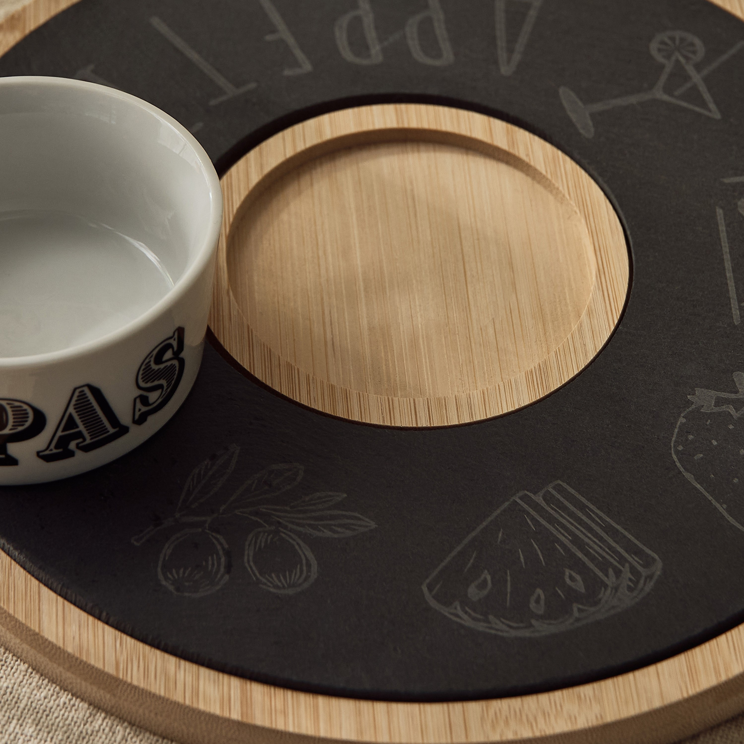 طقم تقديم رقائق وتغميس من إيدن-hbxdecorandfurnishings-tabletop-serveware-image-3