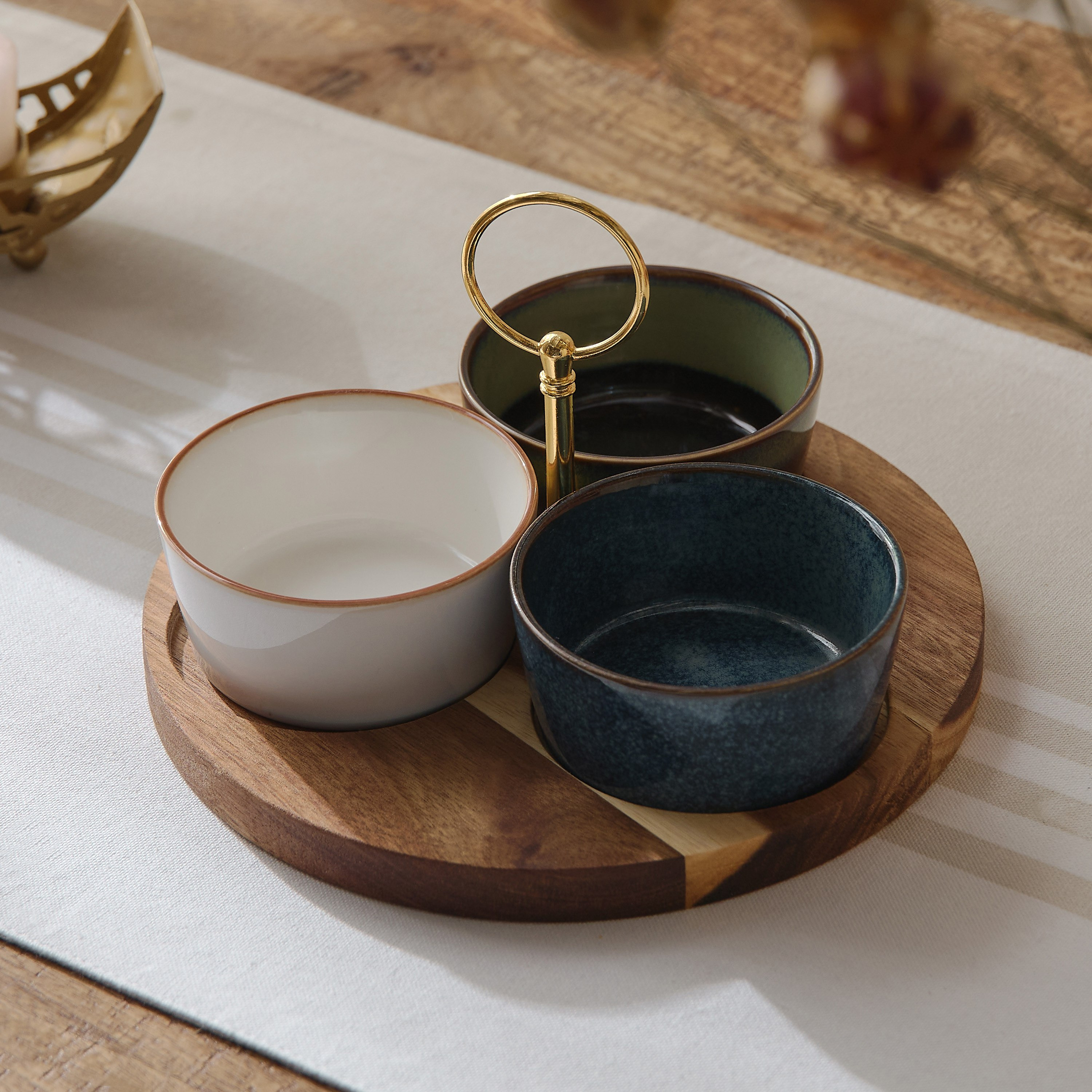طقم تقديم 3 قطع بمقبض من إيدن-hbxdecorandfurnishings-tabletop-serveware-image-2