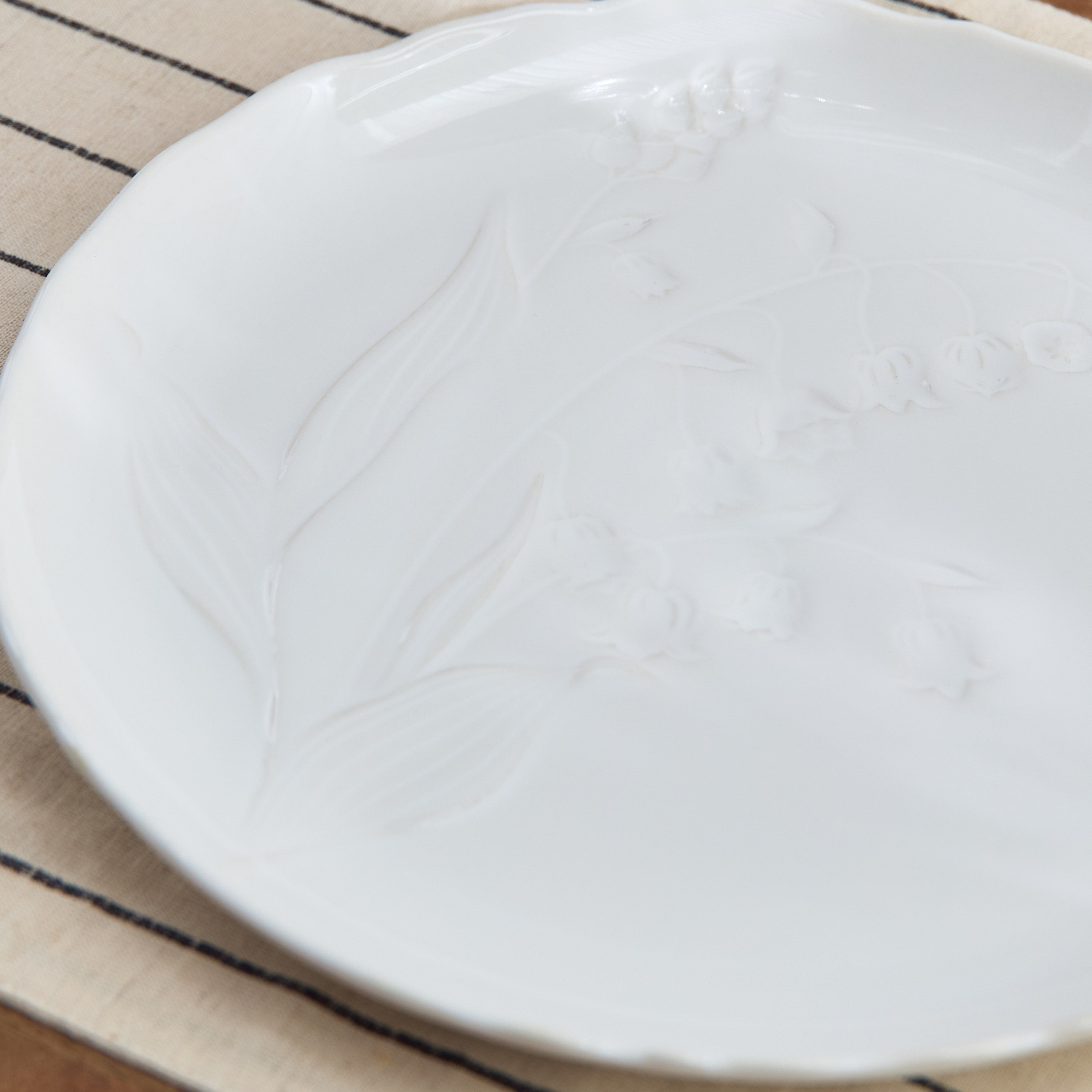 Artful New Bone China Dinner plate - 27 cm-hbxdecorandfurnishings-tabletop-crockery-image-3