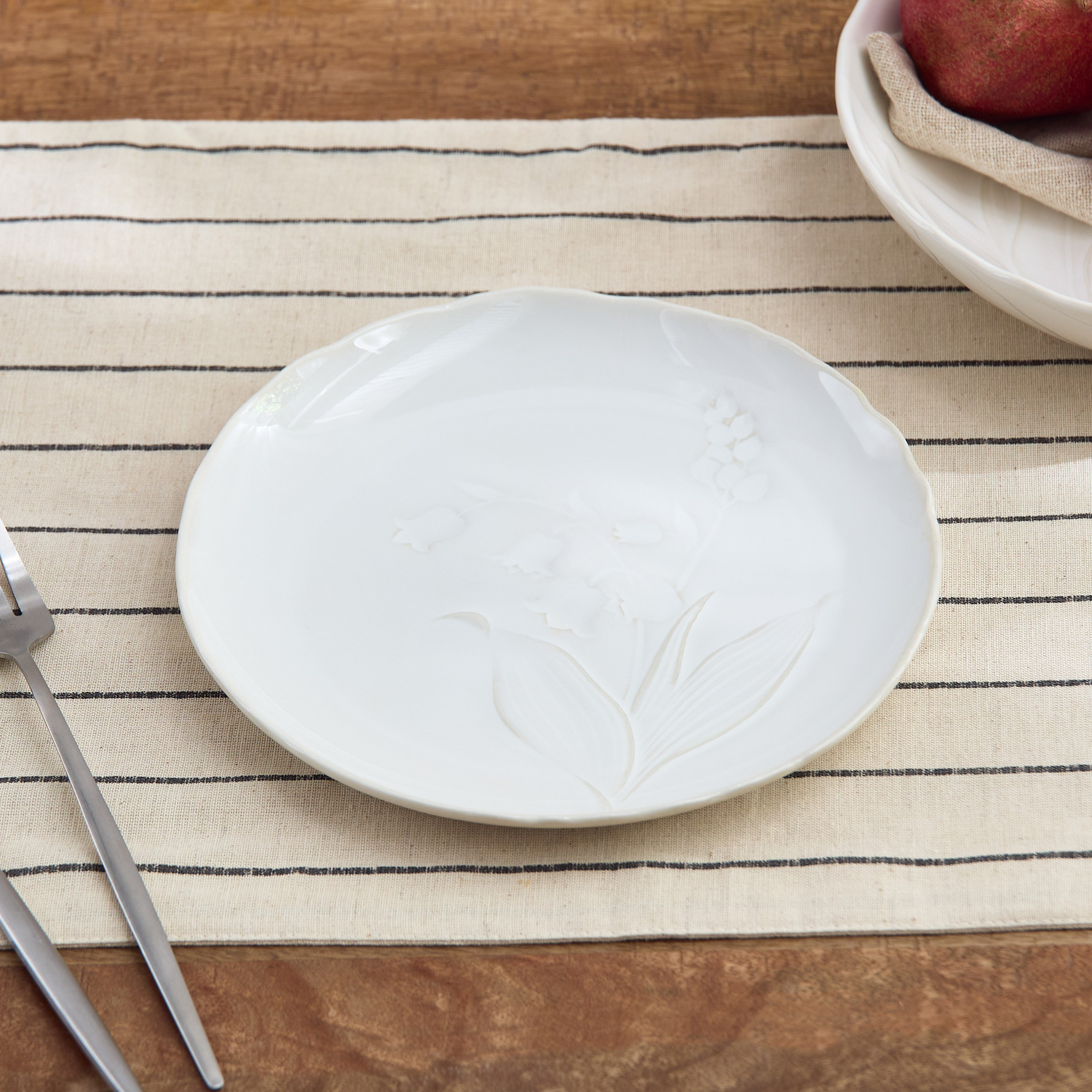 Artful New Bone China Side Plate - 20 cm-hbxdecorandfurnishings-tabletop-crockery-image-1