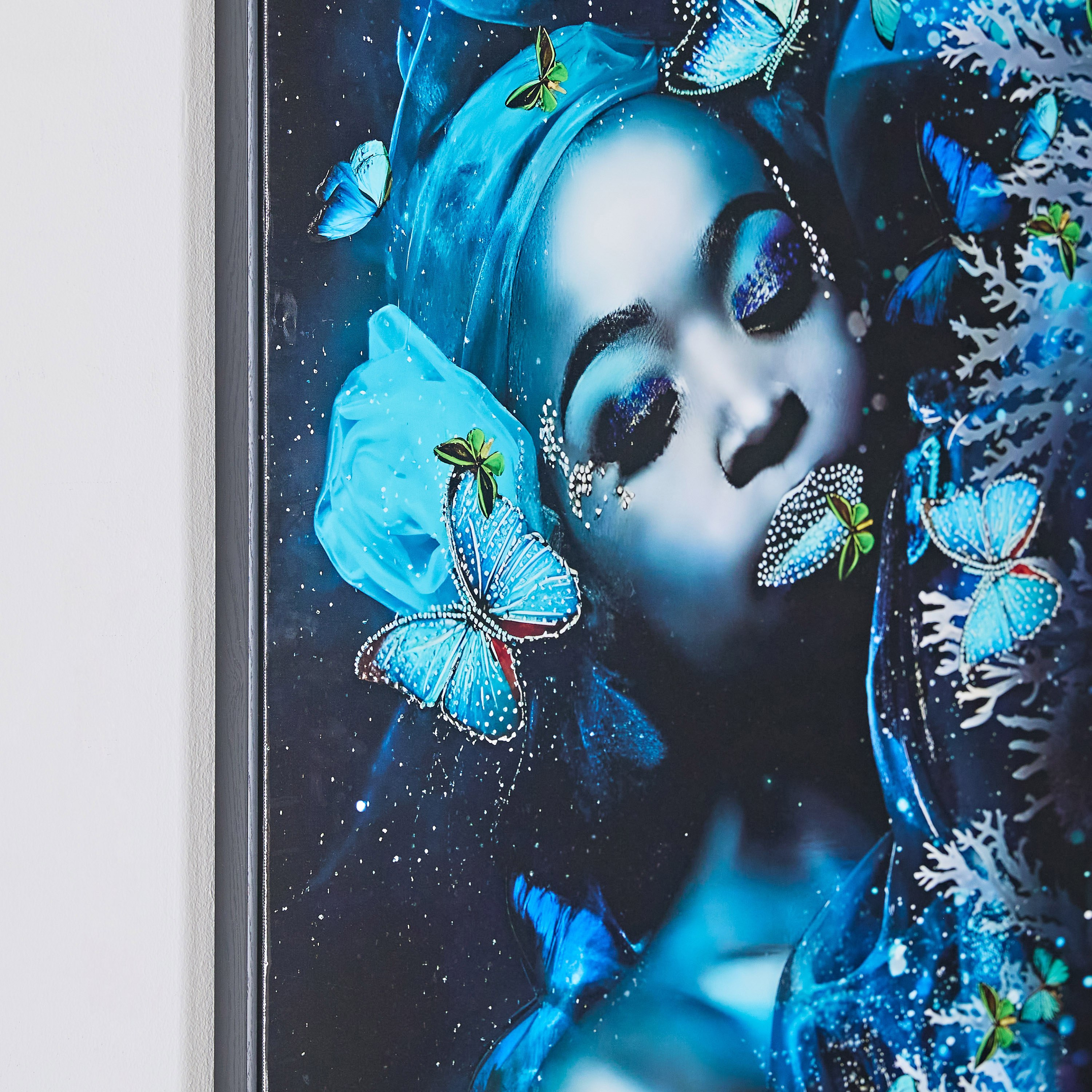 Ersel Girl Framed Picture with High Gloss Surface - 60x90x2.8 cm-hbxhomeware-hbxdecorandfurnishings-image-4