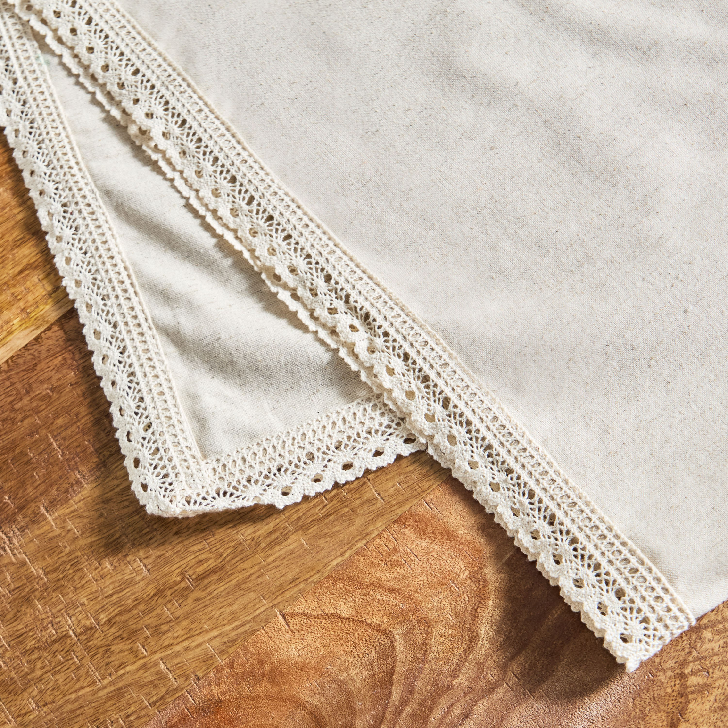 Naturio Lace Table Runner - 40x180 cm-hbxhomeware-kitchenware-kitchenlinens-image-4