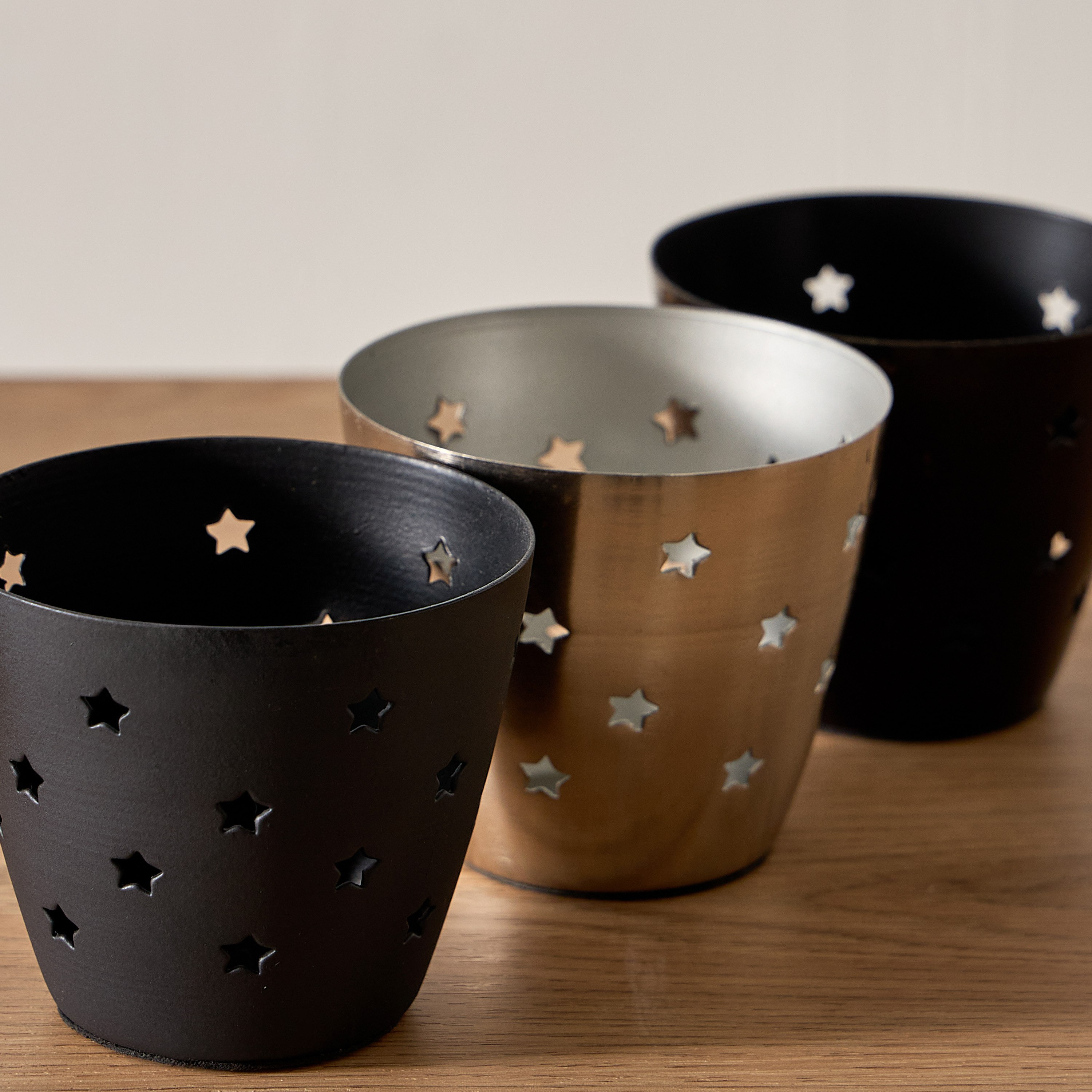 طقم حوامل شموع فوتيف معدن 3 قطع من كالوت - 8.5×8.5×7.5 سم-hbxlivingroom-decorandaccessories-candleholders-image-4