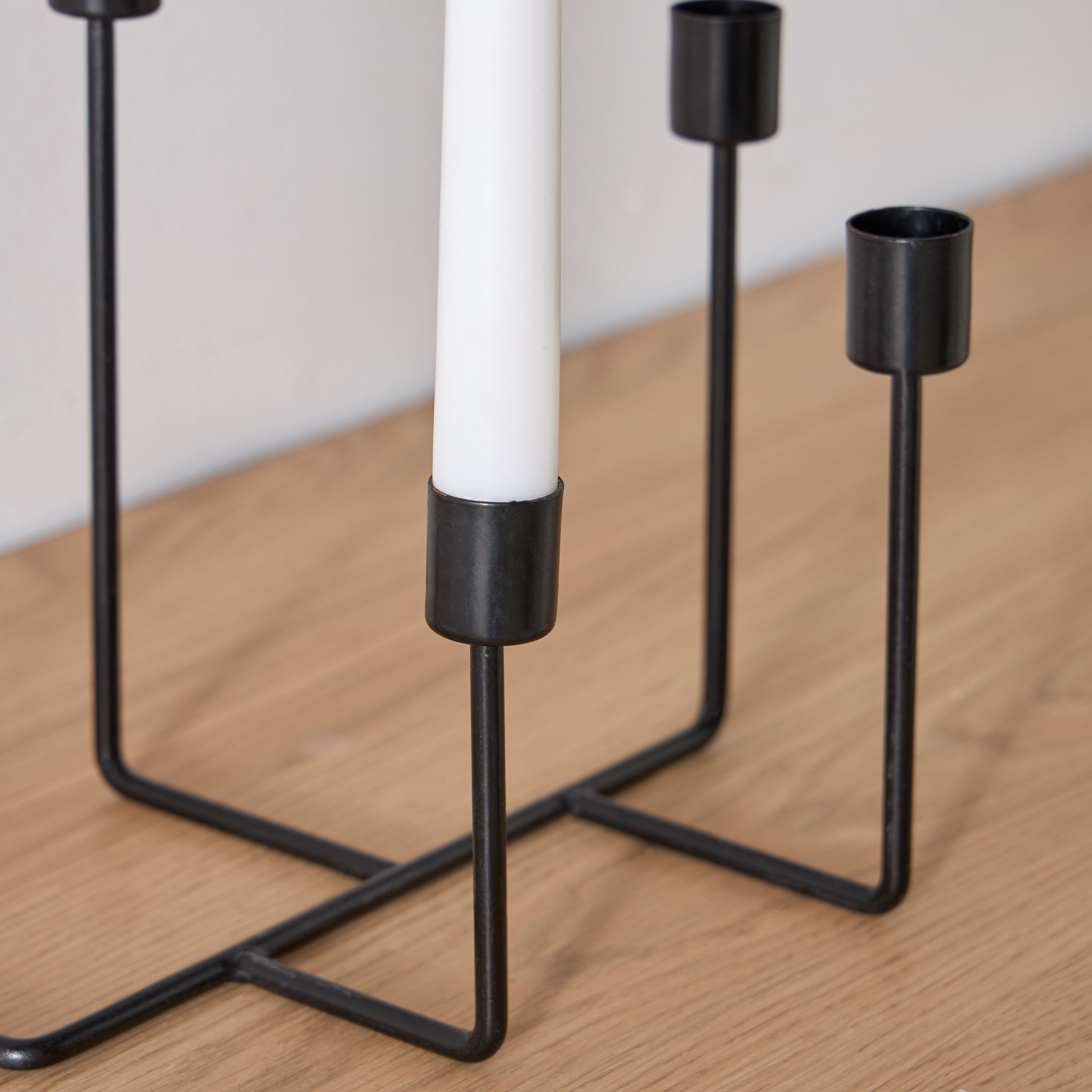 حامل شموع معدن من كالوت - 21x18x19.5 سم-hbxlivingroom-decorandaccessories-candleholders-image-3