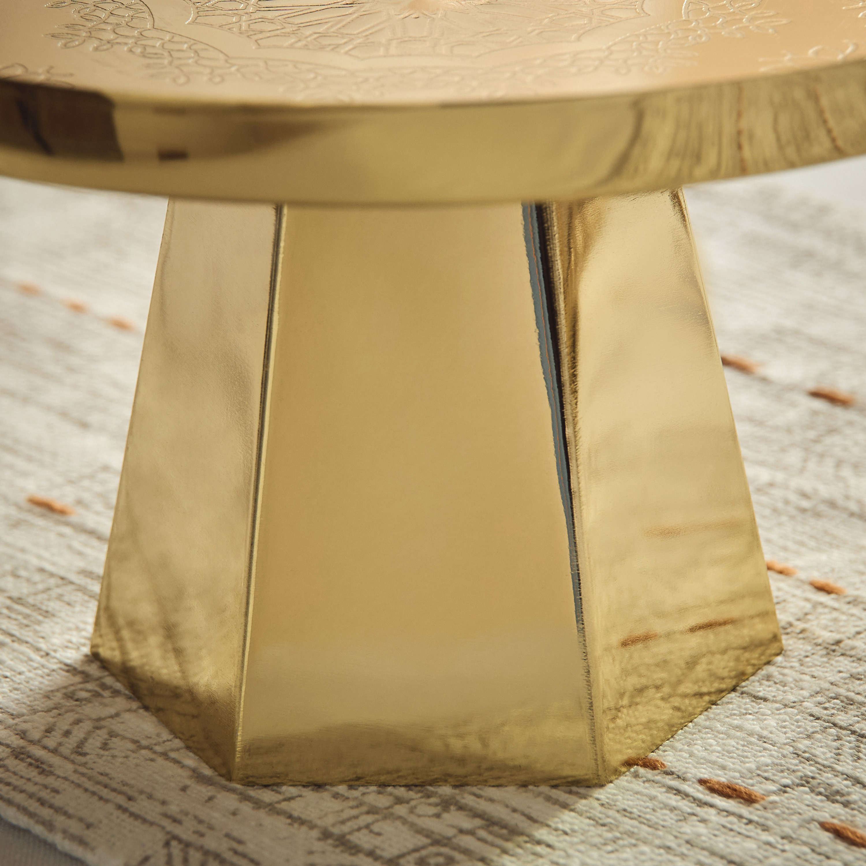 صحن كيك من إليزا - 24x24x14.5 سم-hbxdecorandfurnishings-tabletop-serveware-image-4