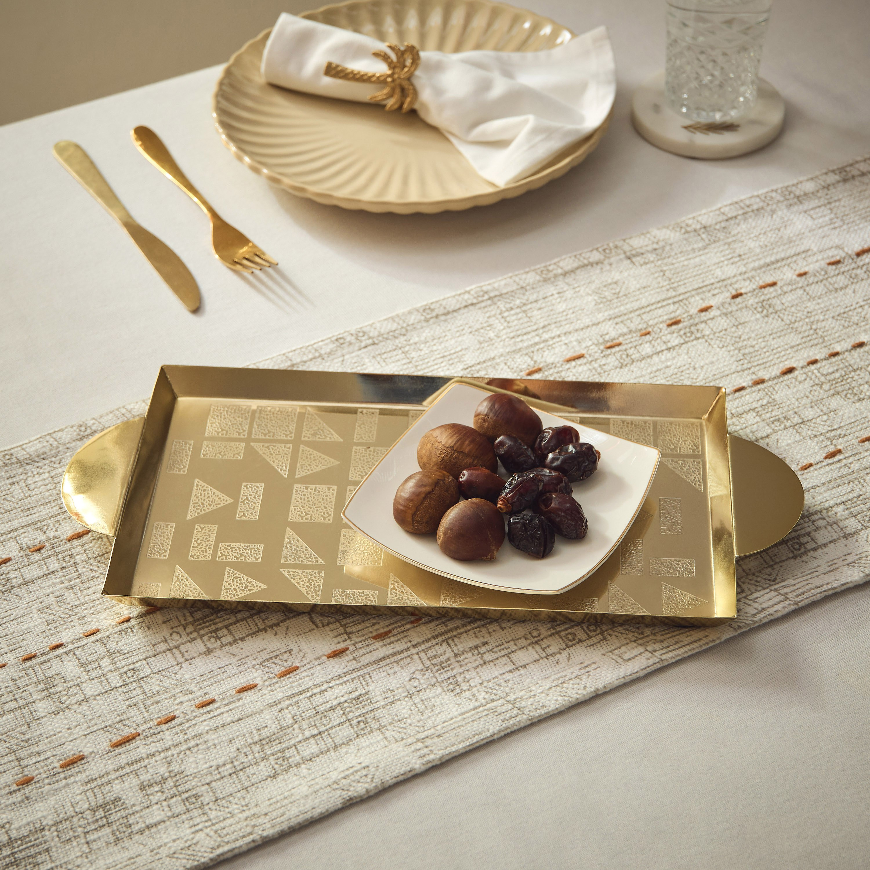 Eliza Serving Tray with Handle - 40x19x27 cm-hbxdecorandfurnishings-tabletop-serveware-image-1
