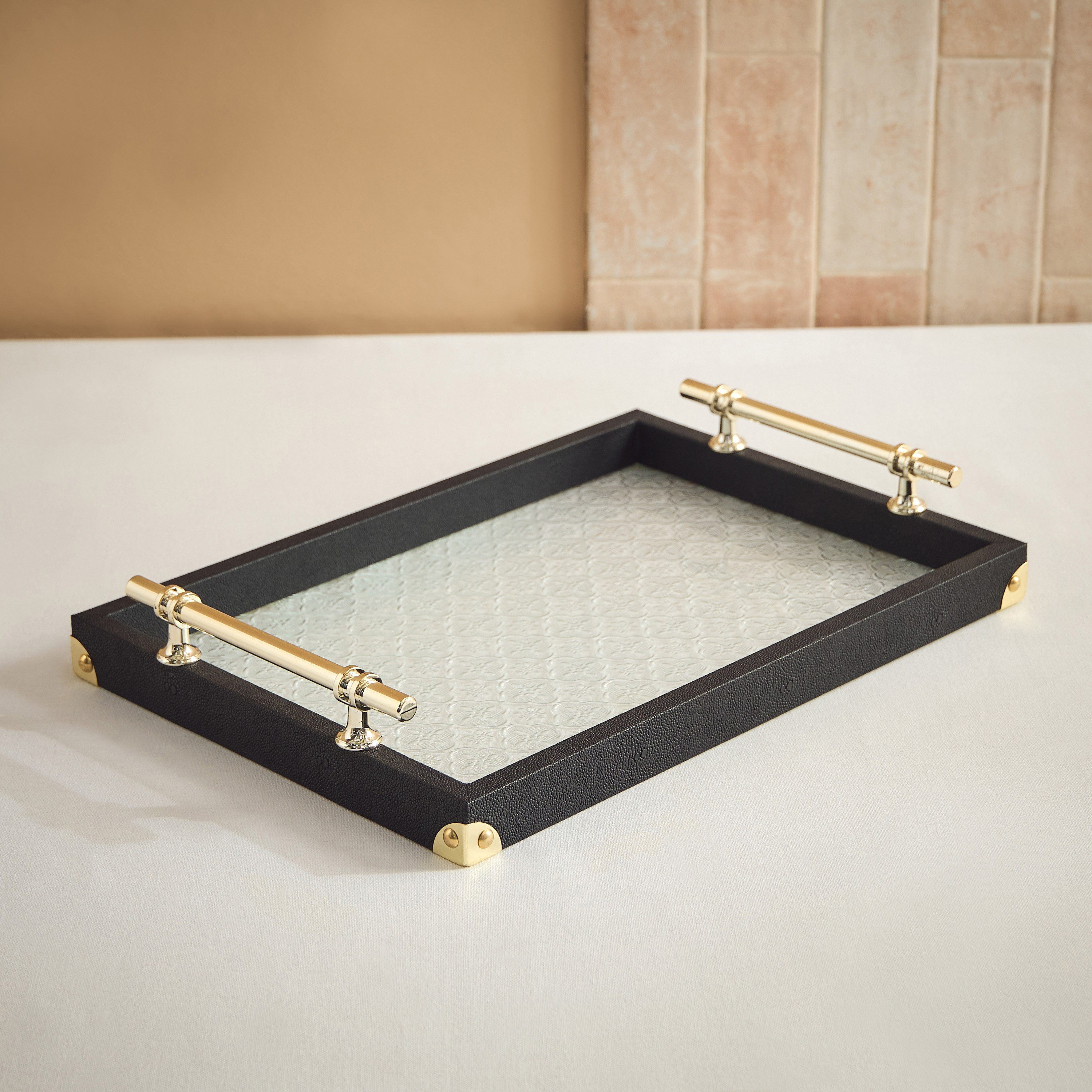 طقم صواني خشب بقاعدة زجاجية قطعتين من دوروثي-hbxdecorandfurnishings-tabletop-serveware-image-6