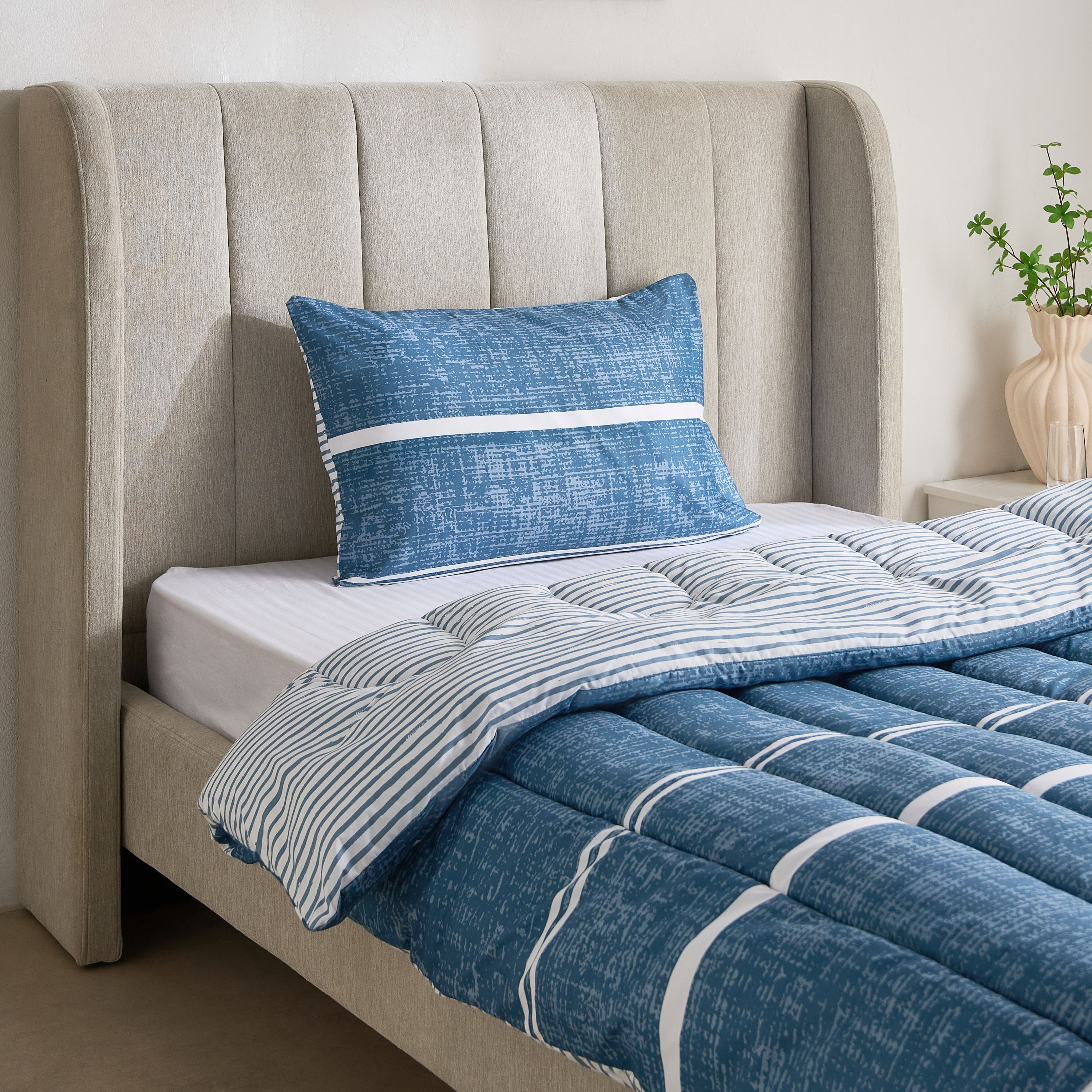 طقم لحاف توين ألياف دقيقة بطبعات إلفين قطعتين من أونتاريو- 160x220 سم-hbxhomeware-hbxbedroom-image-1