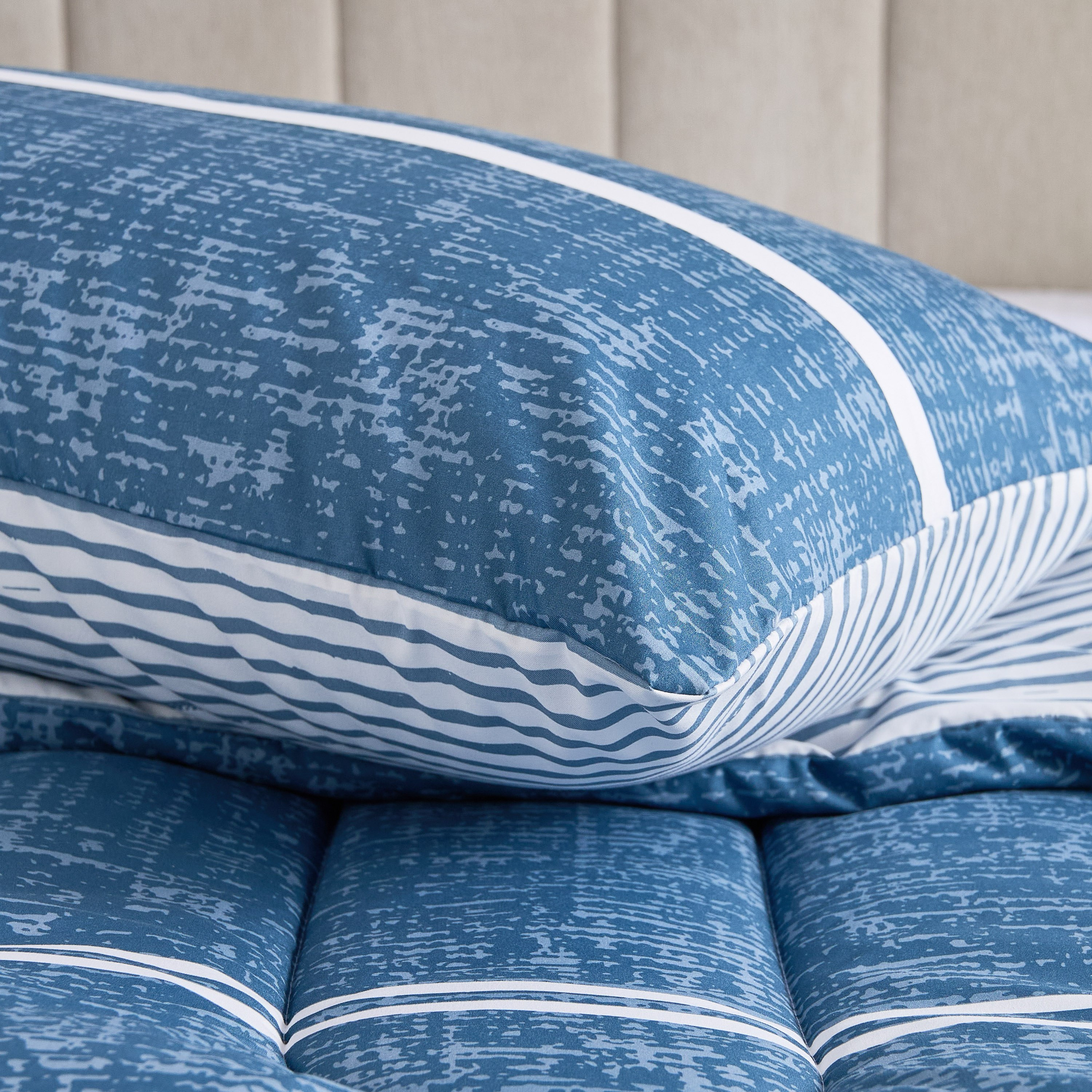 طقم لحاف توين ألياف دقيقة بطبعات إلفين قطعتين من أونتاريو- 160x220 سم-hbxhomeware-hbxbedroom-image-7