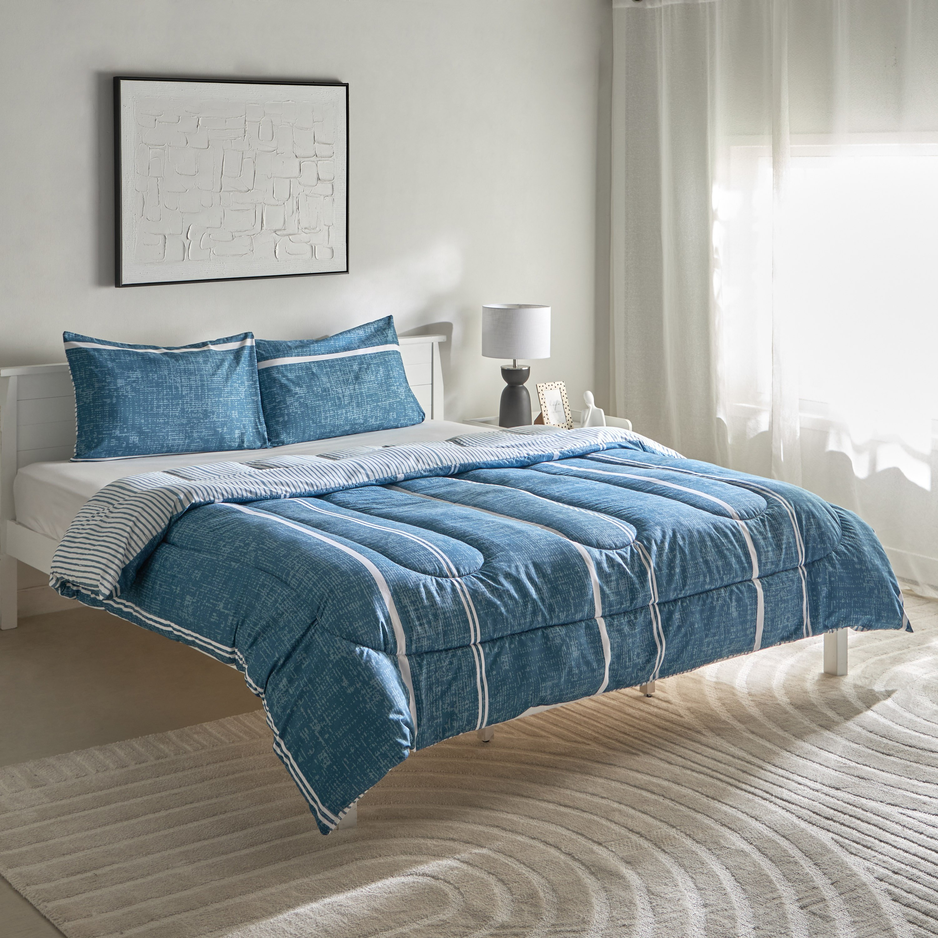 طقم لحاف كينج من الألياف الدقيقة بطبعات إلفين 3 قطع من أونتاريو - 220x240 سم-hbxhomeware-hbxbedroom-image-2