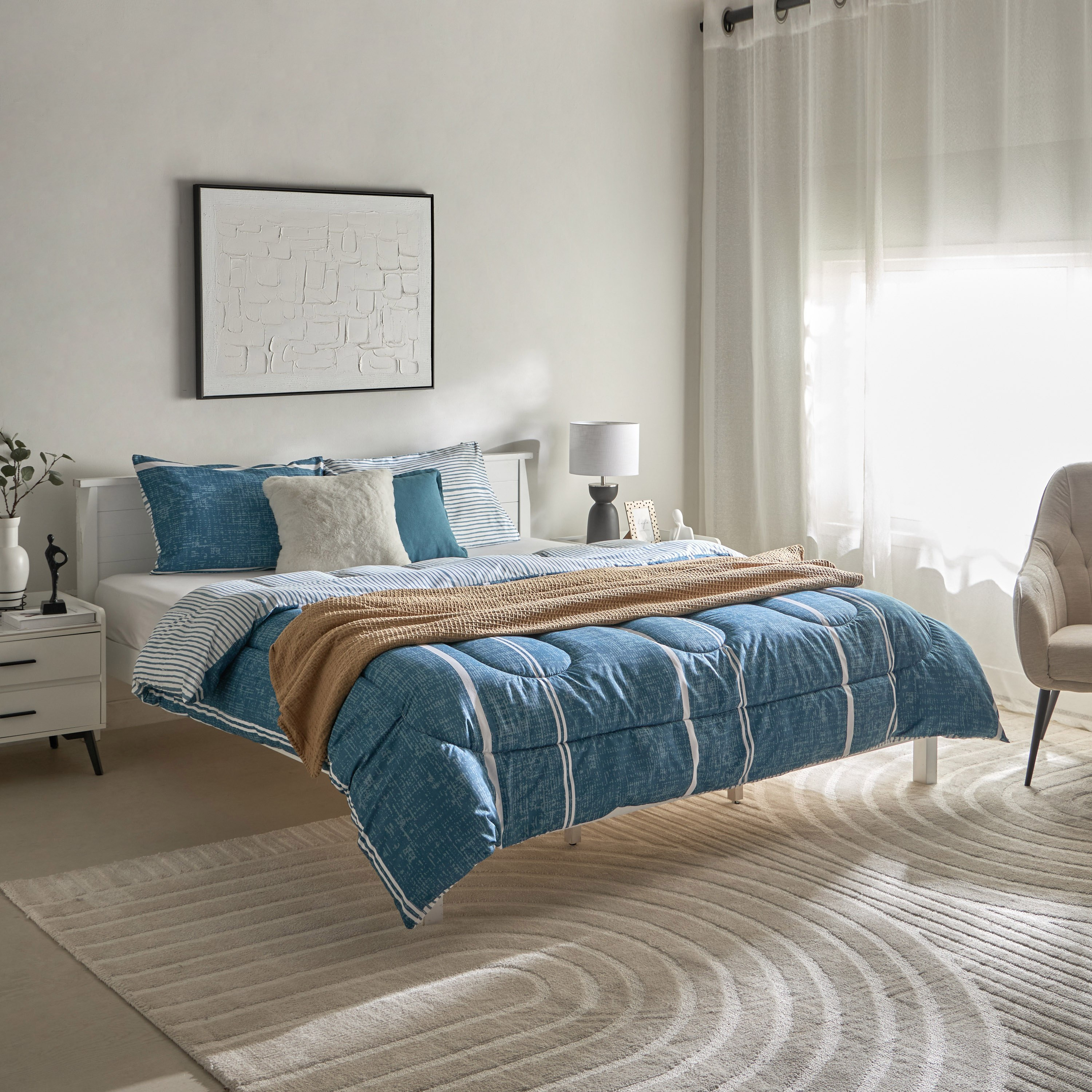 طقم لحاف كينج من الألياف الدقيقة بطبعات إلفين 3 قطع من أونتاريو - 220x240 سم-hbxhomeware-hbxbedroom-image-8