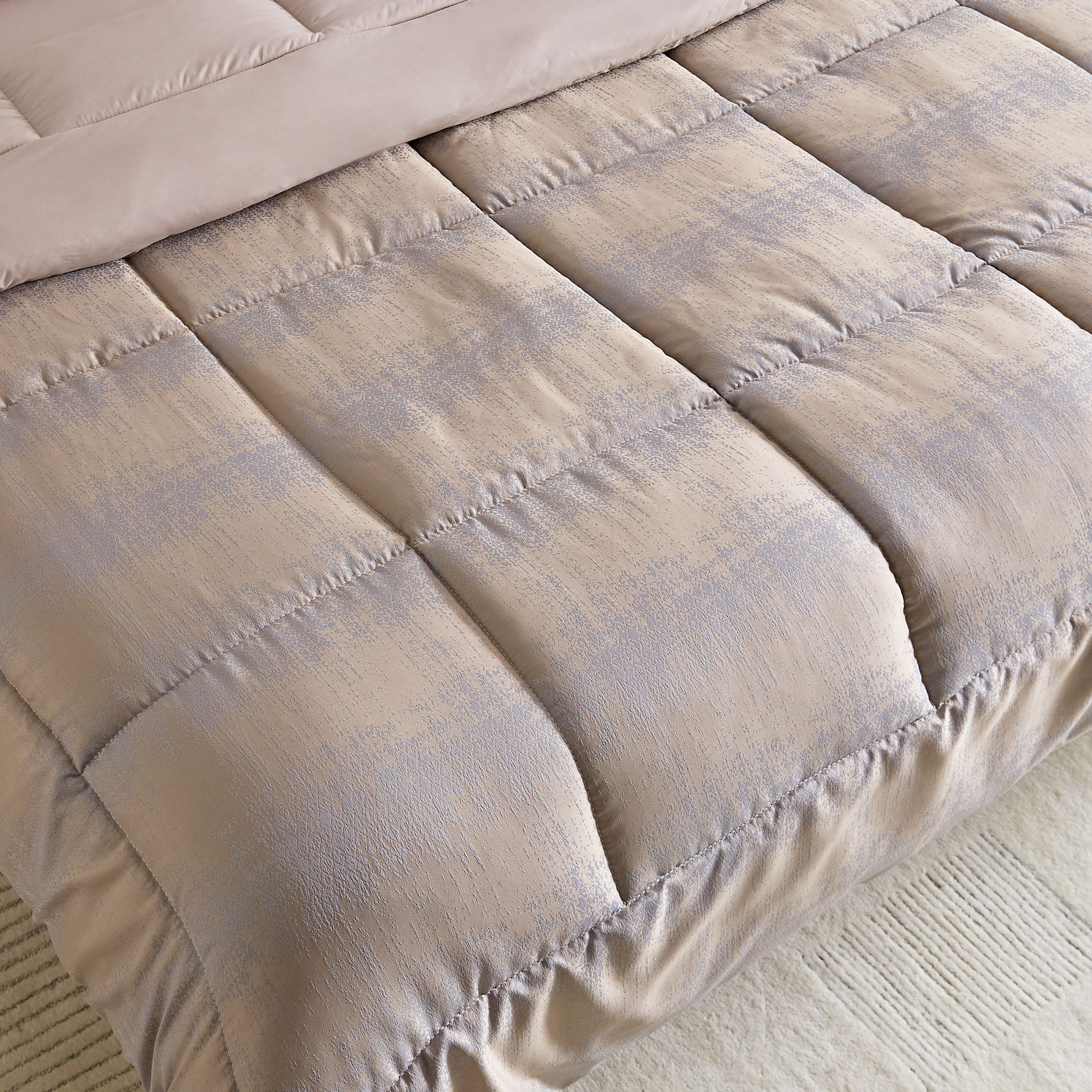 طقم لحاف كينج جاكارد 6 قطع من ديستريس - 220x240 سم-hbxhomeware-hbxbedroom-image-4