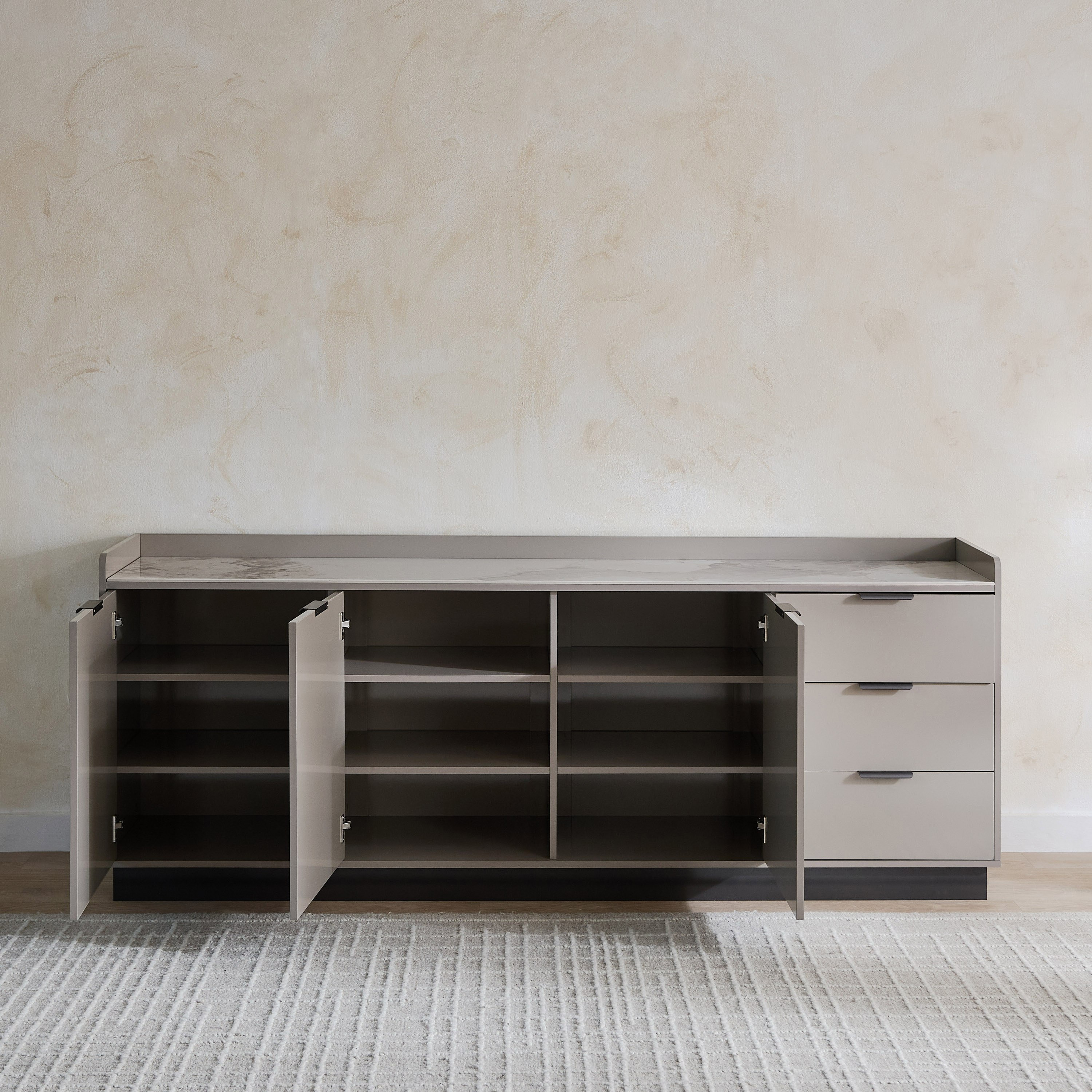وحدة تخزين بـ3 أبواب و3 أدراج وسطح من الحجر الملبّد من لينتون-hbxfurniture-diningroom-buffetsandsideboards-image-3