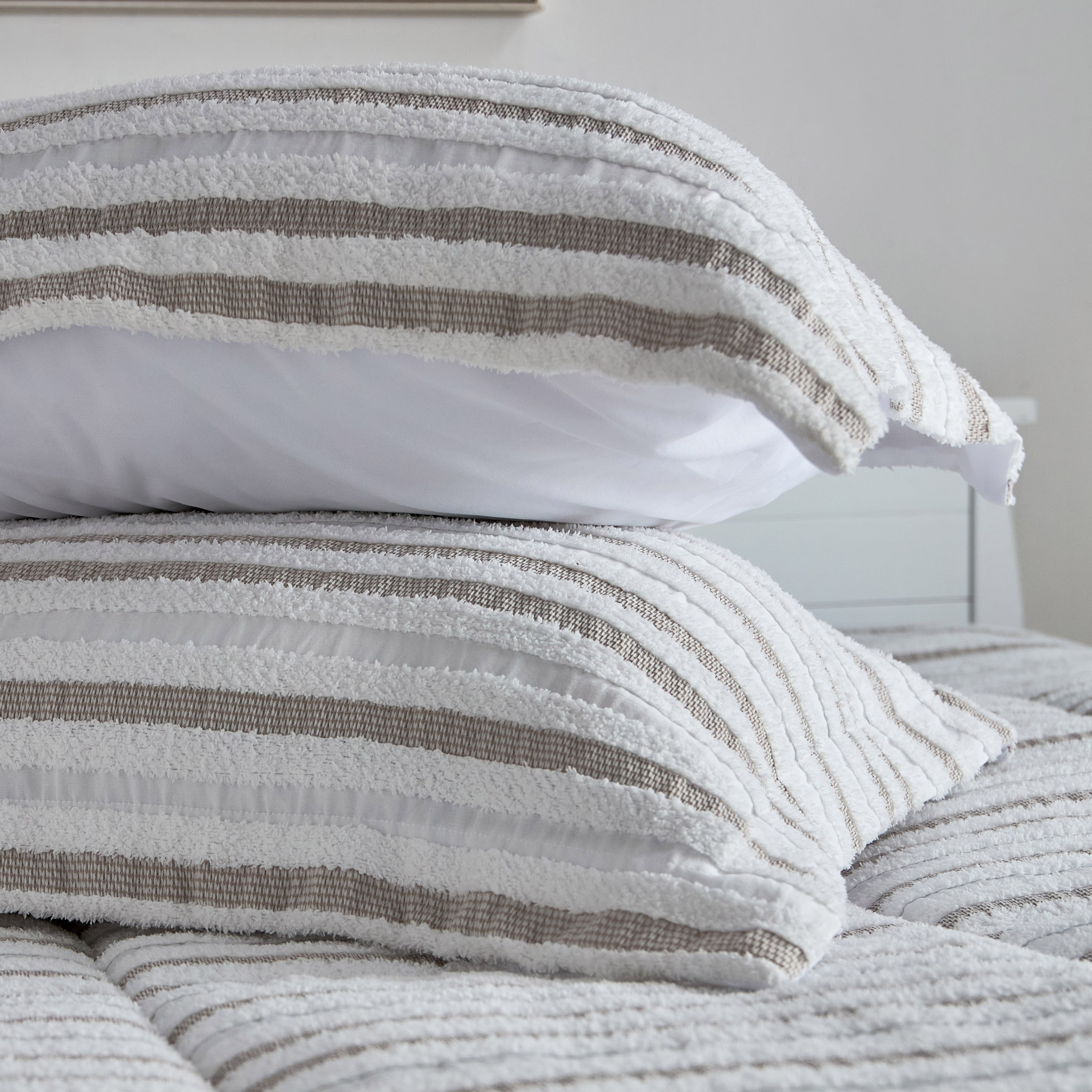 Mersin 6-Piece Velori Stripe Tufted BIAB King Comforter Set - 220x240 cm-hbxhomeware-hbxbedroom-image-11