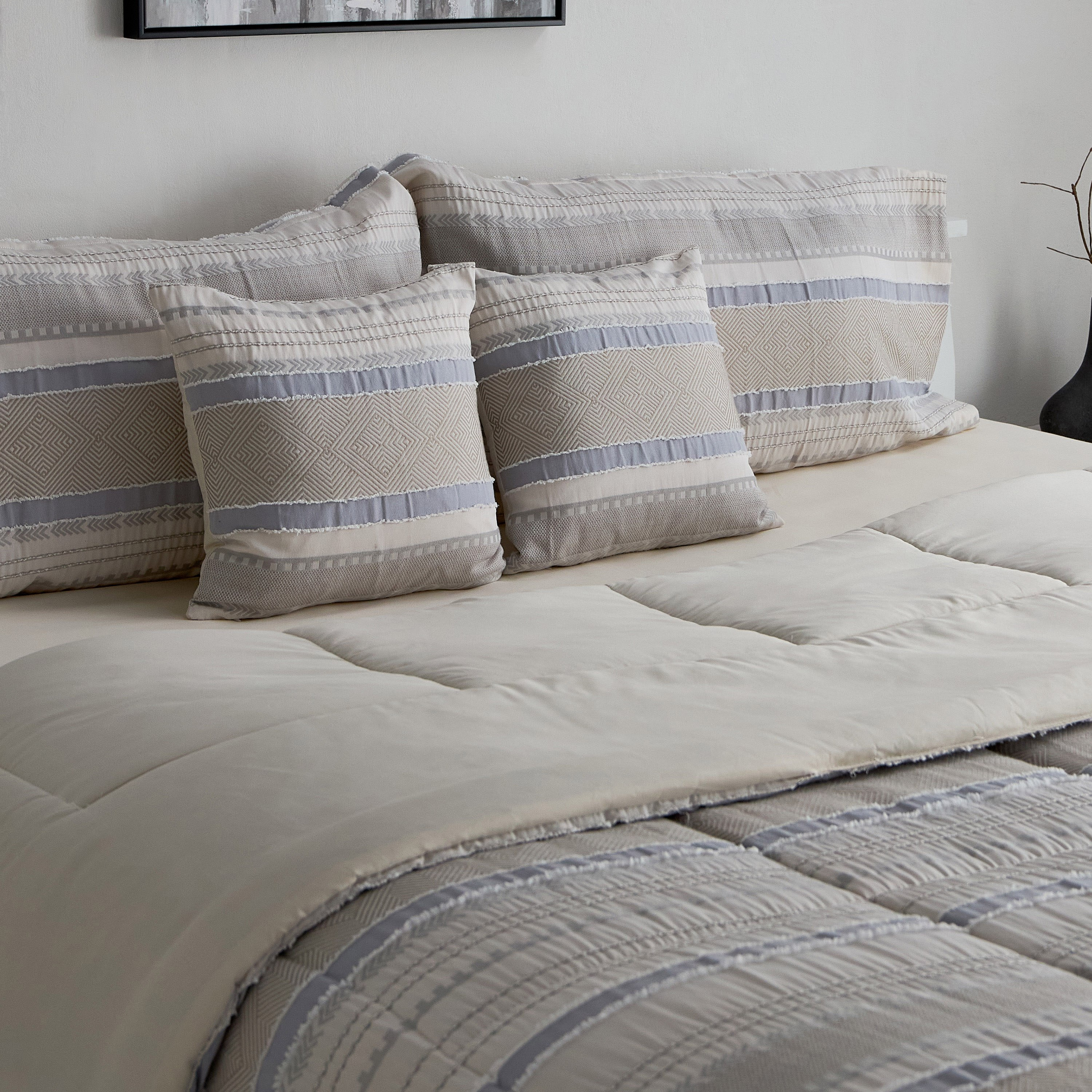 Mersin 6-Piece Elara Jacquard BIAB King Comforter Set - 220x240 cm-hbxhomeware-hbxbedroom-image-1