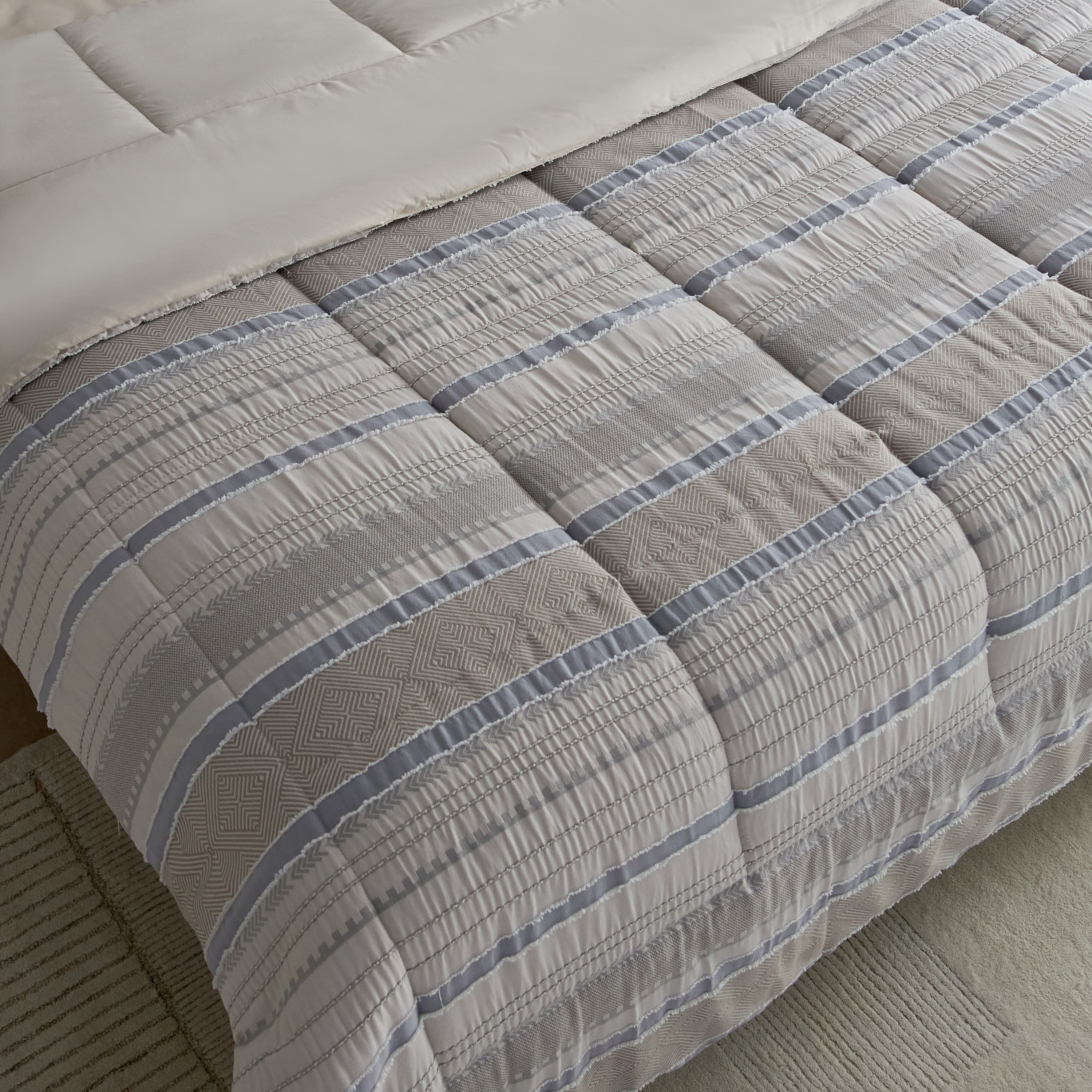 Mersin 6-Piece Elara Jacquard BIAB King Comforter Set - 220x240 cm-hbxhomeware-hbxbedroom-image-7