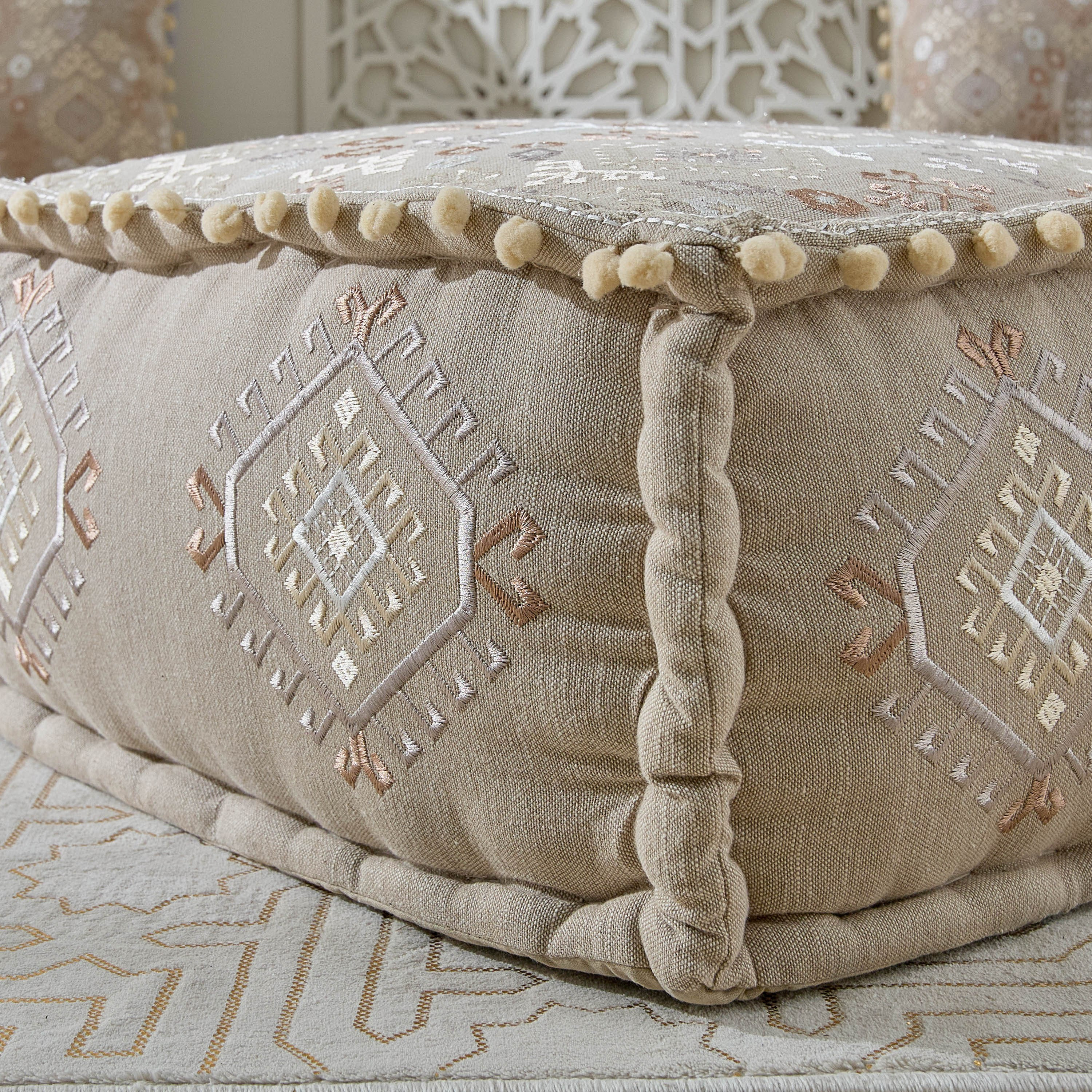 مقعد بوف مربع كليم مطرز من مهرجان فچر - 50x50x25سم-hbxfurniture-kidsroom-kidsbeanbags-image-3