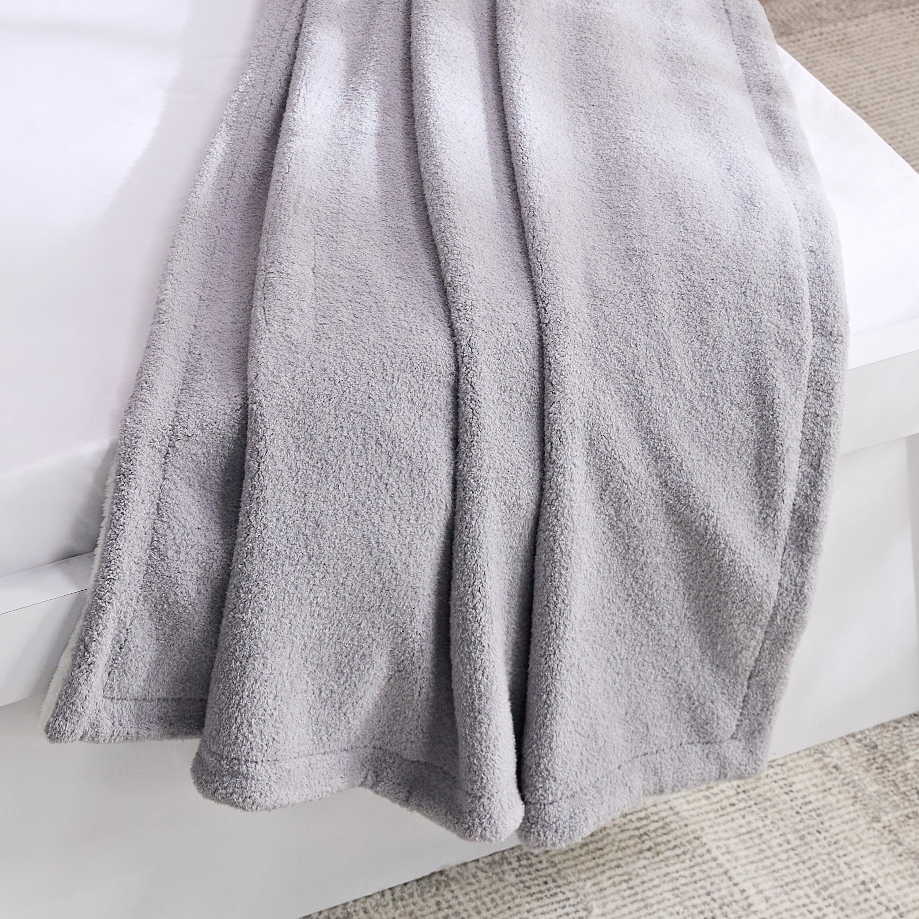 بطانية توين مزدوجة الطبقات من لوجان تيدي - 150x200 سم-hbxhomeware-hbxbedroom-image-4