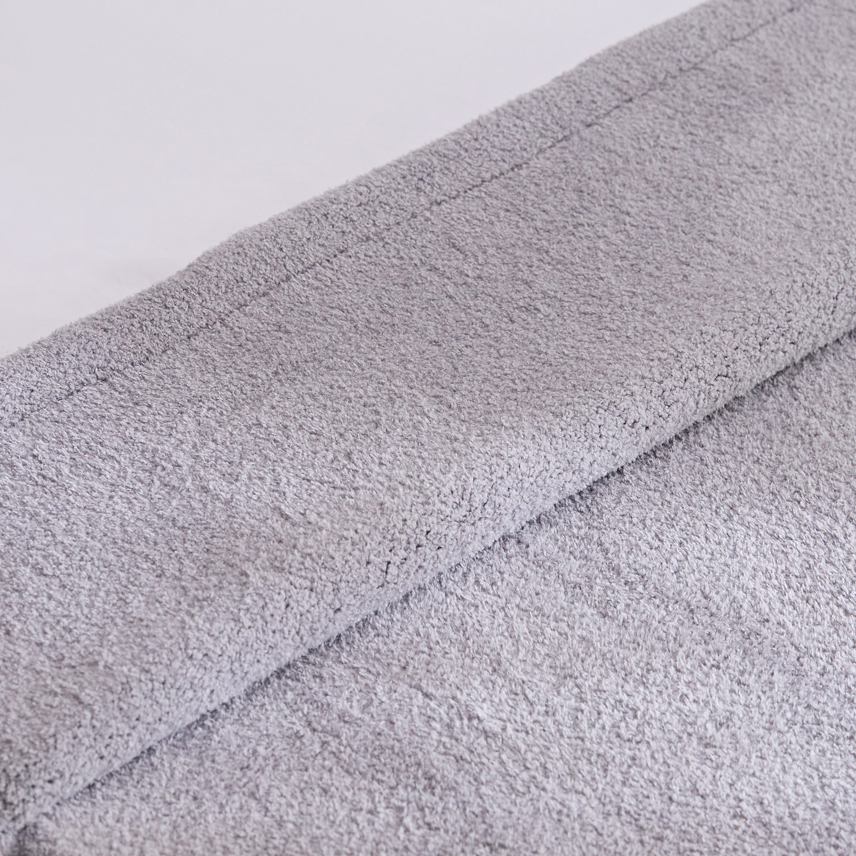 بطانية كوين مزدوجة الطبقات من لوجان تيدي- 200x220 سم-hbxhomeware-hbxbedroom-image-3