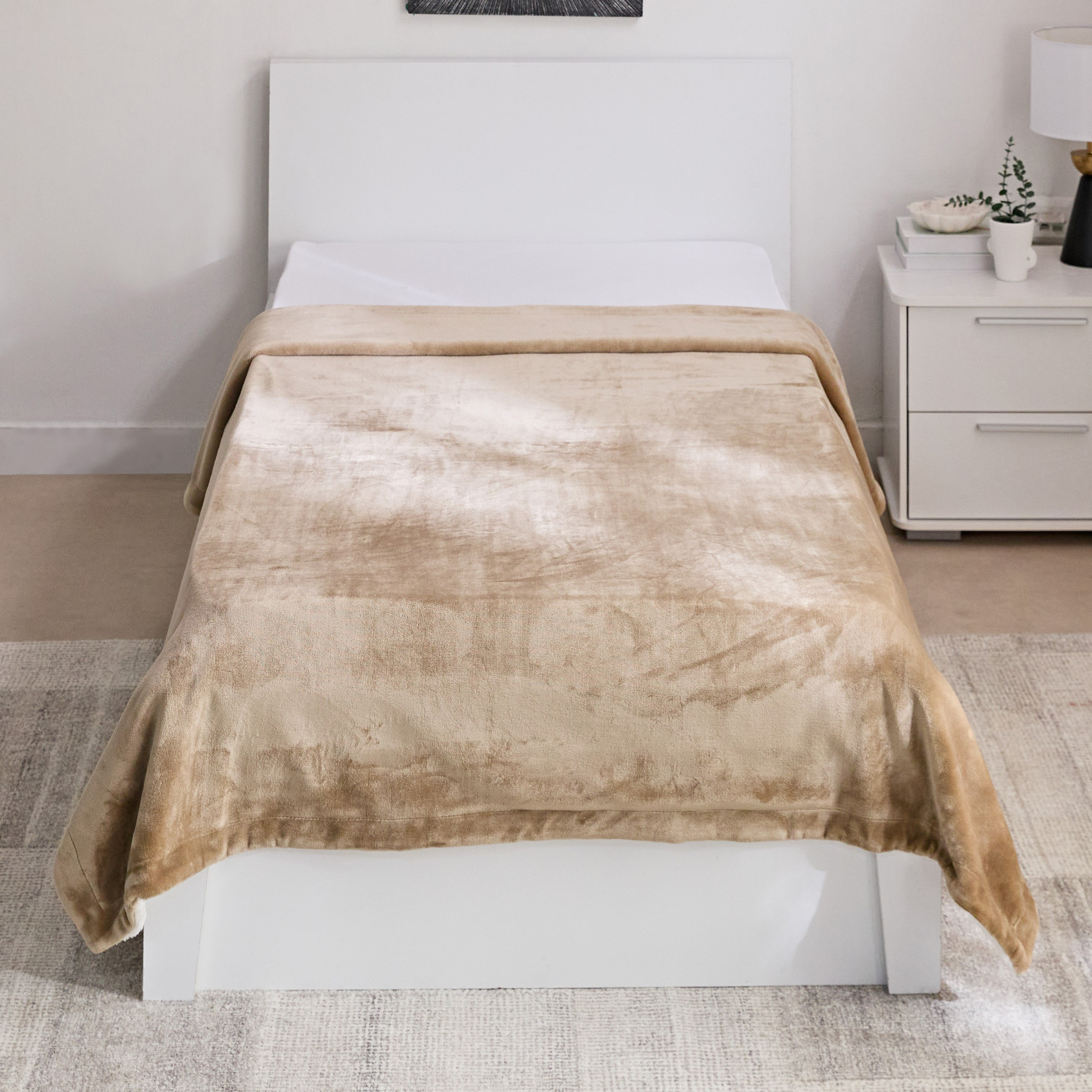 Snugsoft Flannel Double Layer Twin Blanket - 150x200 cm-hbxhomeware-hbxbedroom-image-2