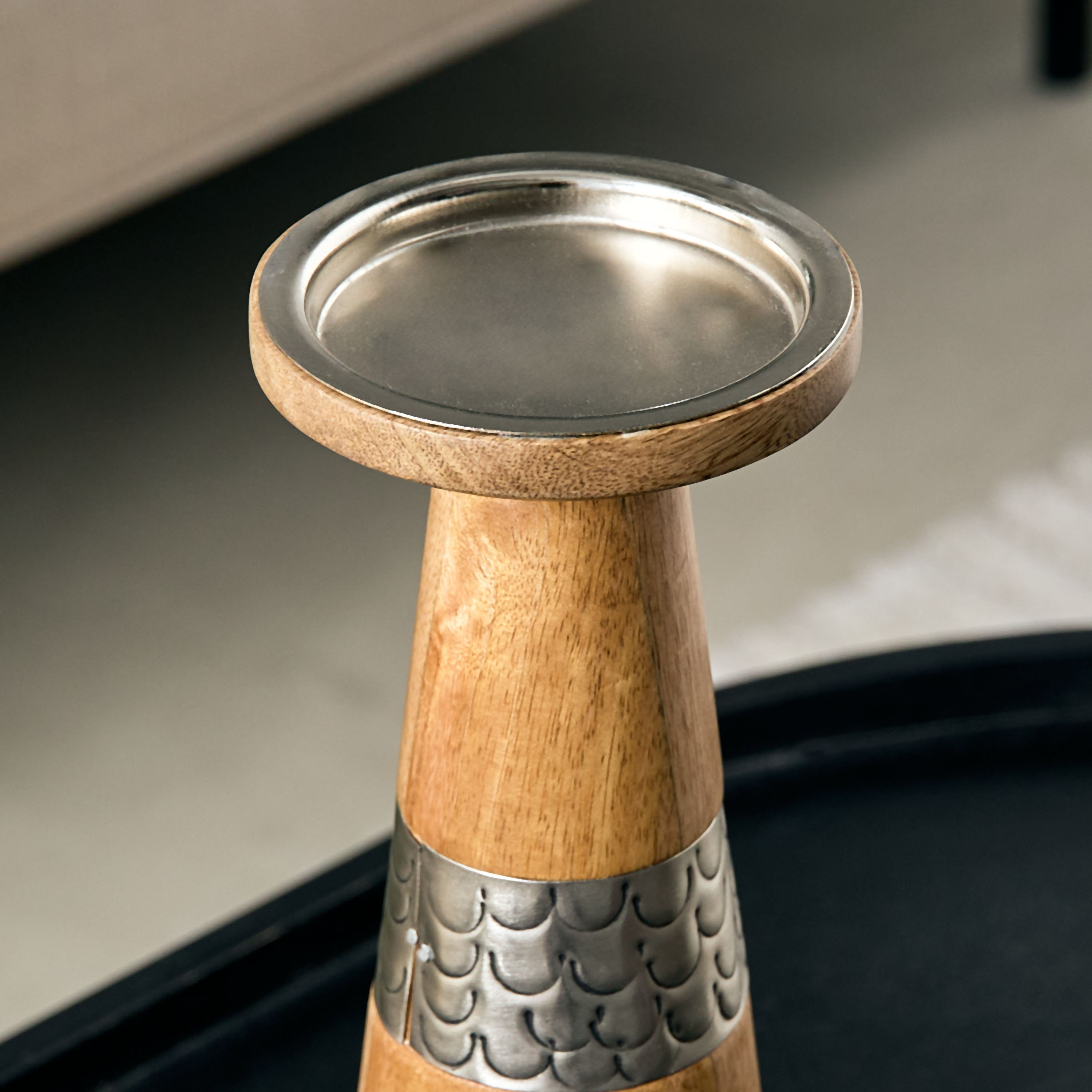 حامل شموع عمودي من الخشب والحديد من فليج - 10x10x30 سم-hbxbedroom-homefragrance-candleholders-image-3